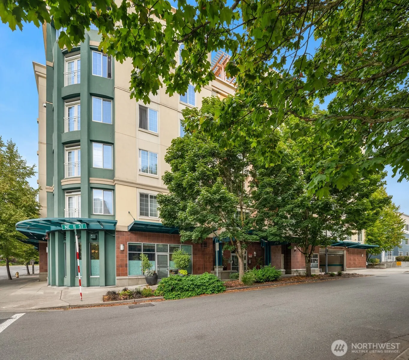 11004 Ne 11th Street #404, Bellevue