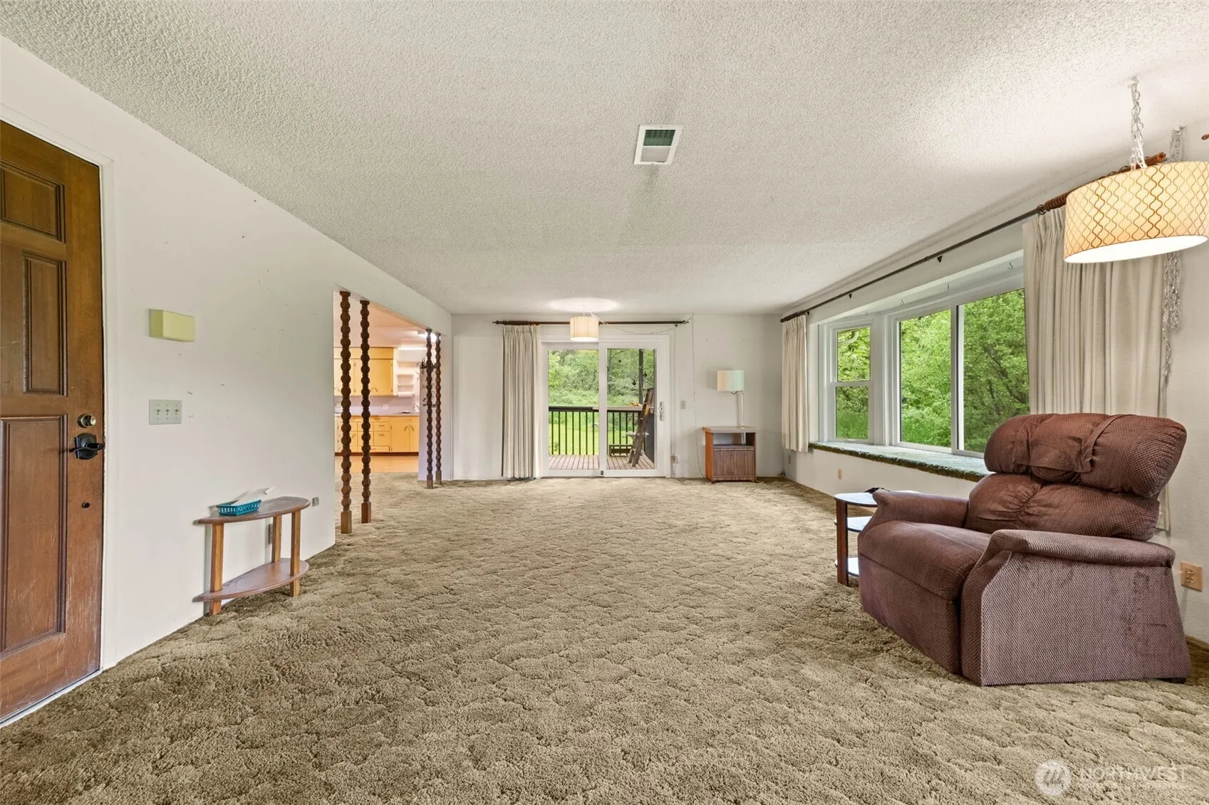 Property photo for 5615 Maltby Road, Woodinville photo 4