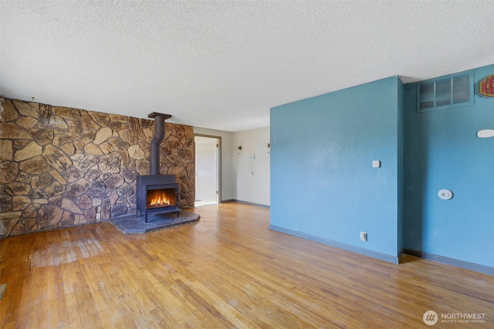 Property photo for 1104 Dibb Street, Bremerton photo 5