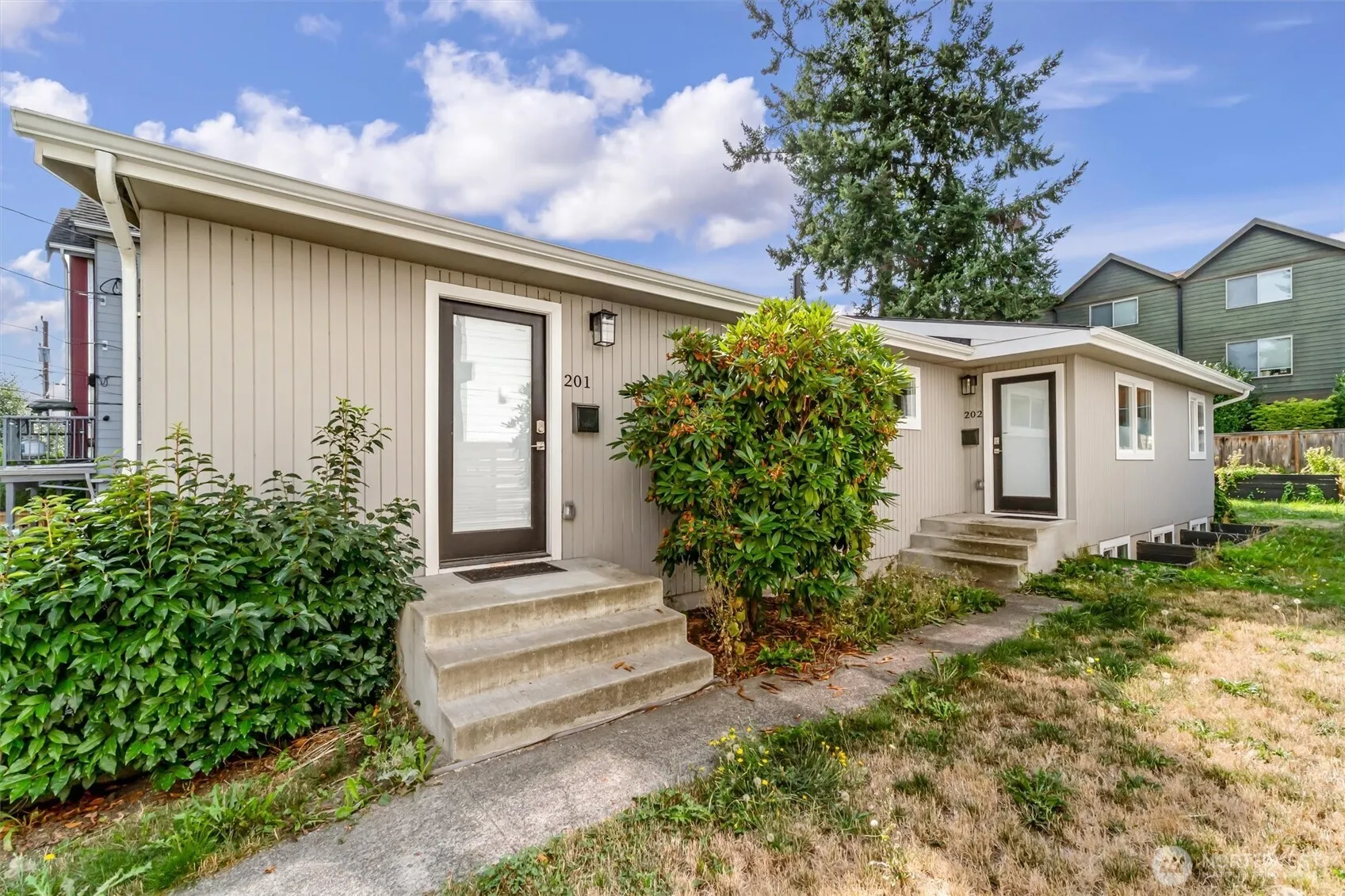 Property photo for 9251 N Ashworth Avenue N, Seattle photo 3