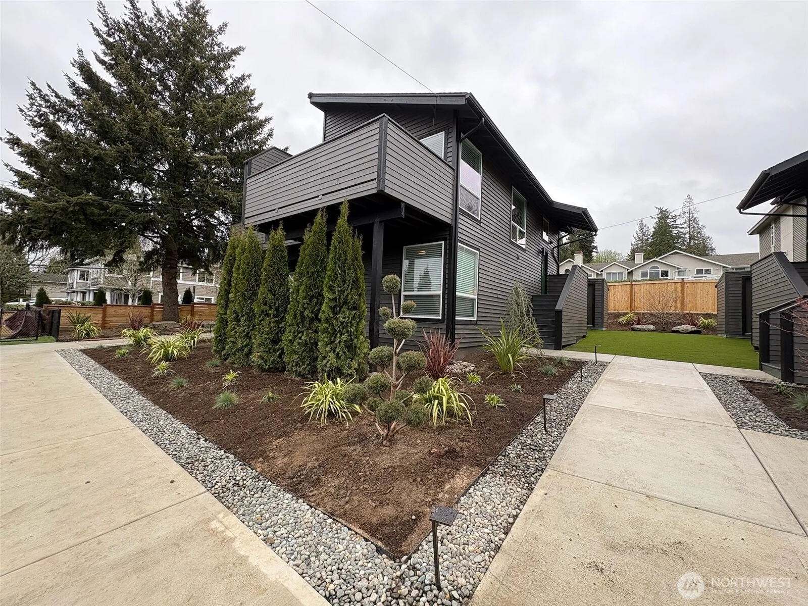 Property photo for 906 & 910 6th Street S, Kirkland