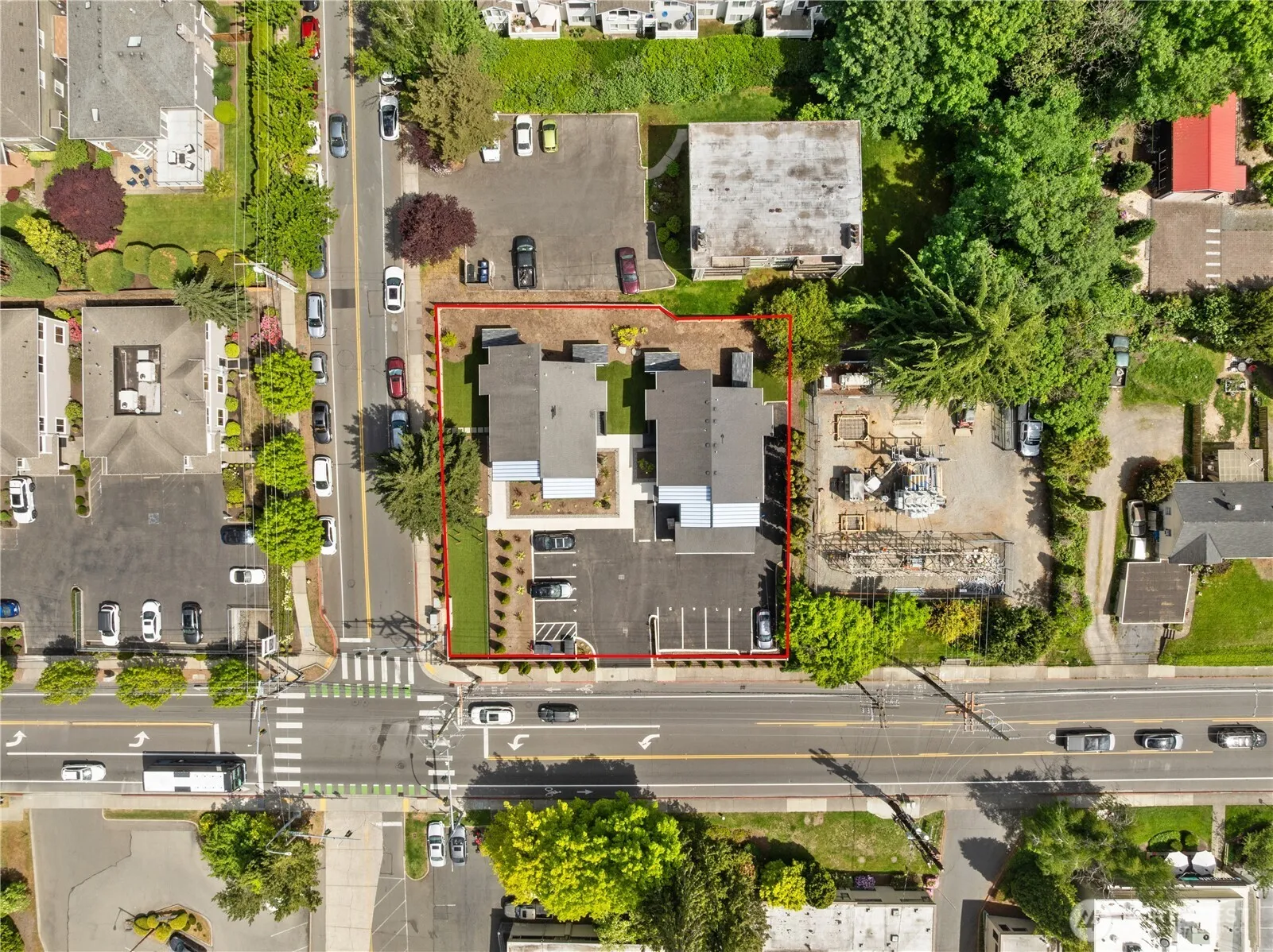 Property photo for 906 & 910 6th Street S, Kirkland photo 2