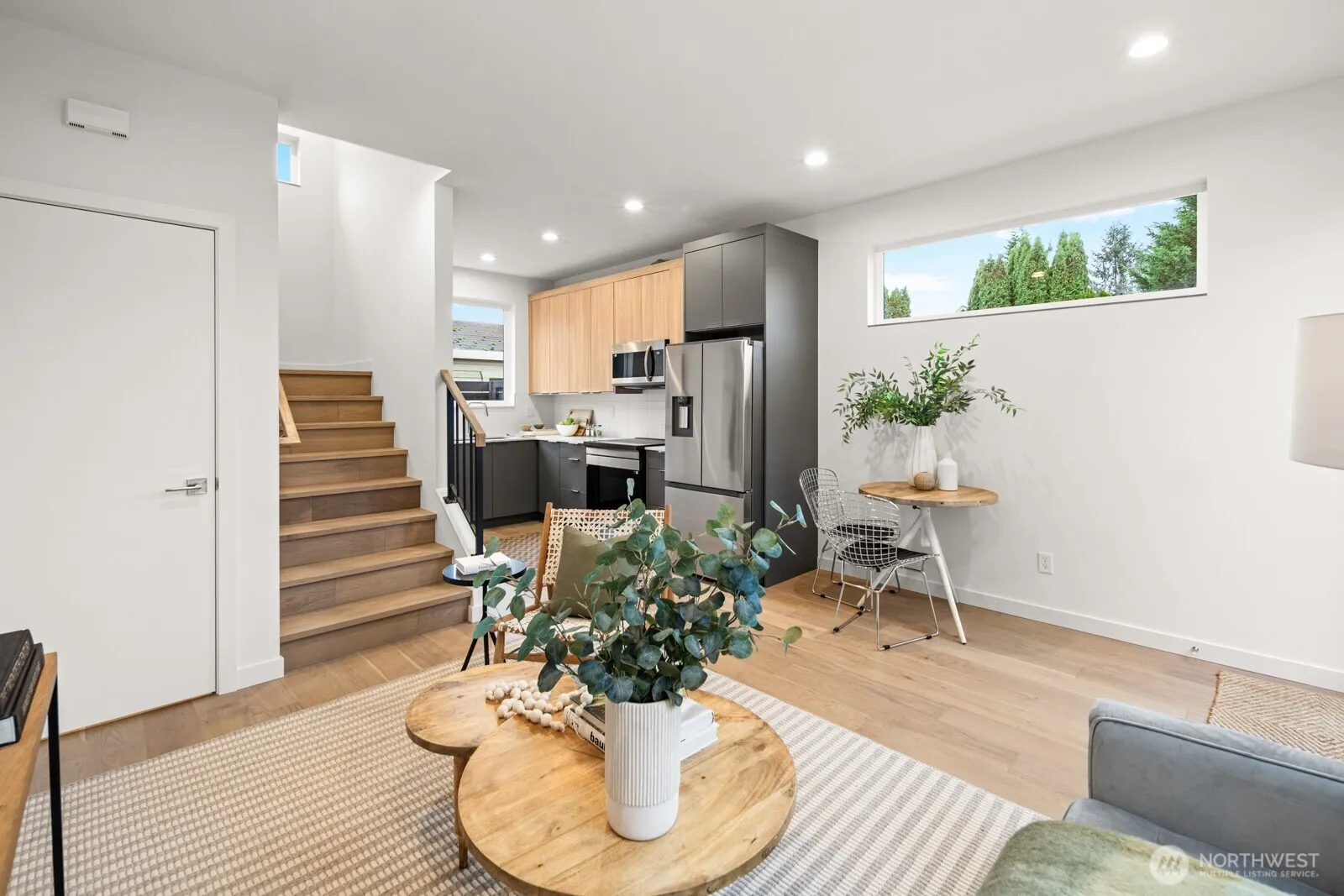Property photo for 713 B N 70th Street, Seattle photo 4