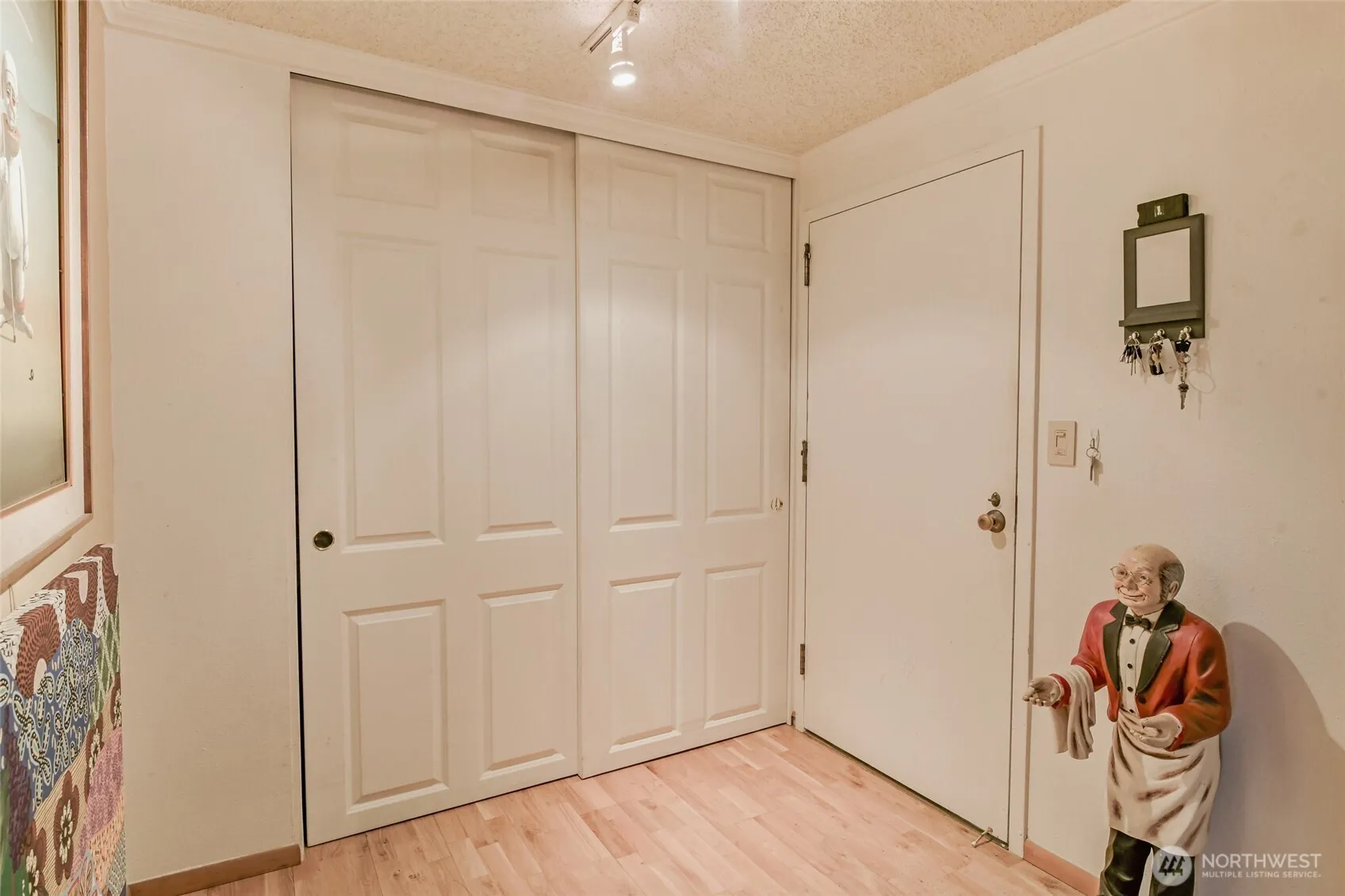 Property photo for 1910 Evergreen Park Drive Sw #302, Olympia photo 4