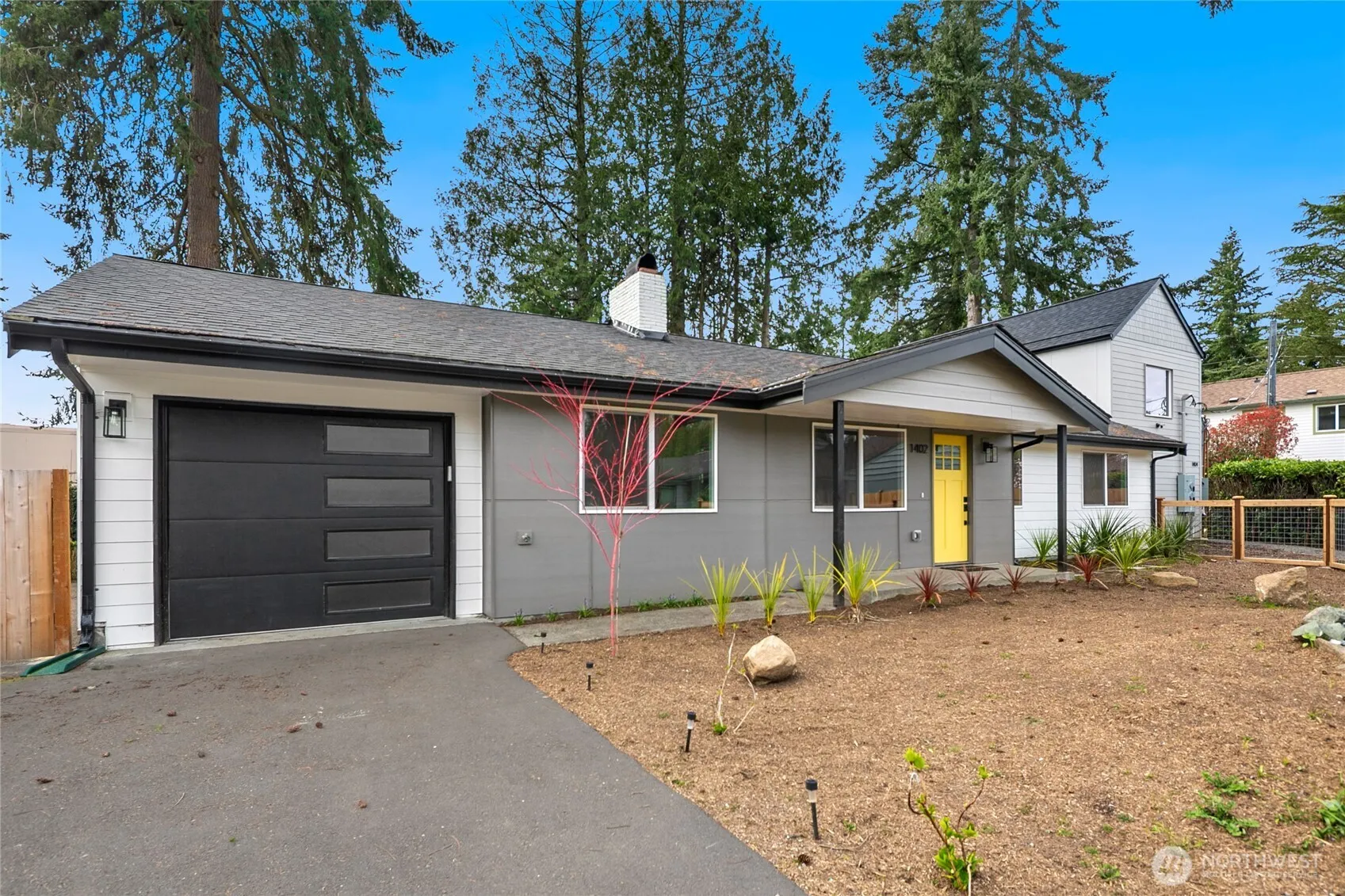 Property photo for 1402 N 136th Street, Seattle photo 2