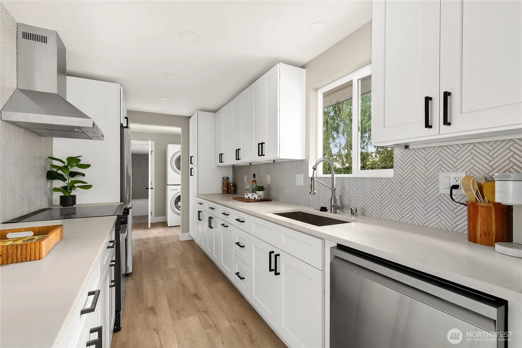 Property photo for 1402 N 136th Street, Seattle photo 5