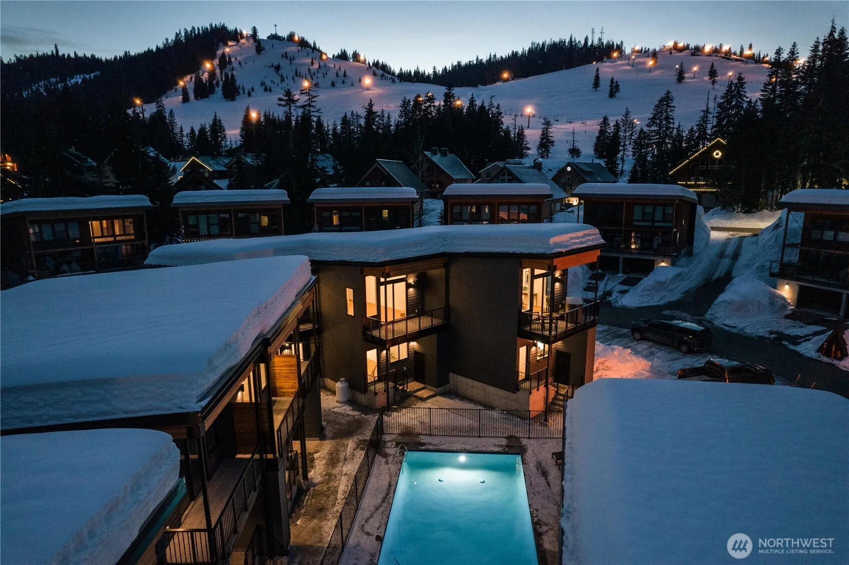 Property photo for 121 Pass Life Way, Snoqualmie Pass photo 4