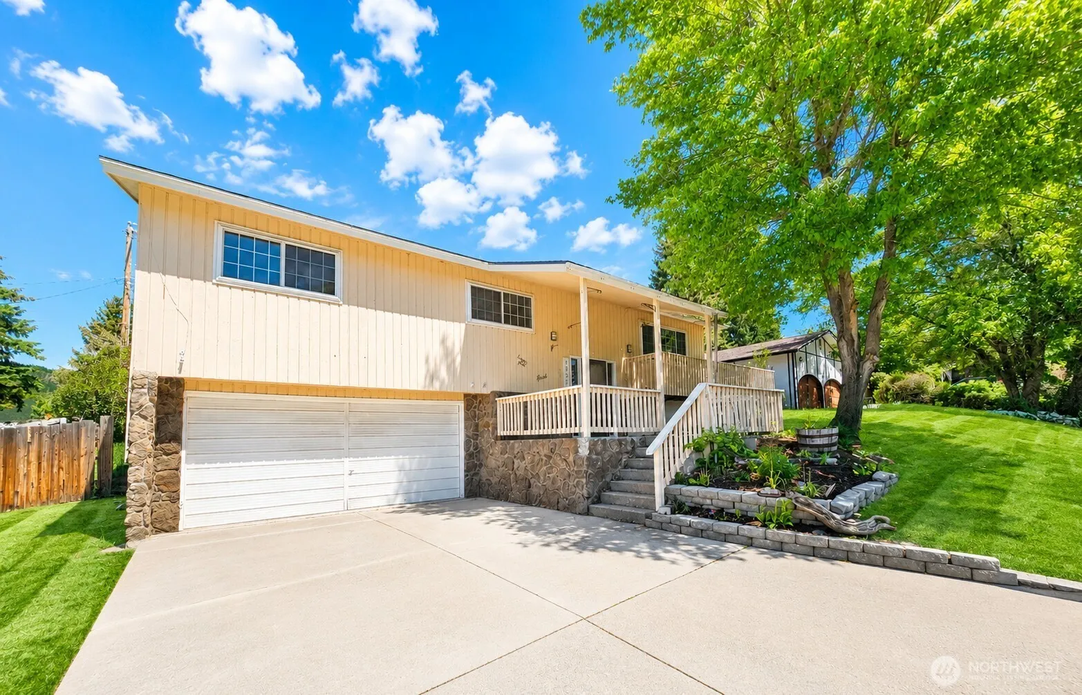 Property photo for 1321 E Elep Avenue, Colville