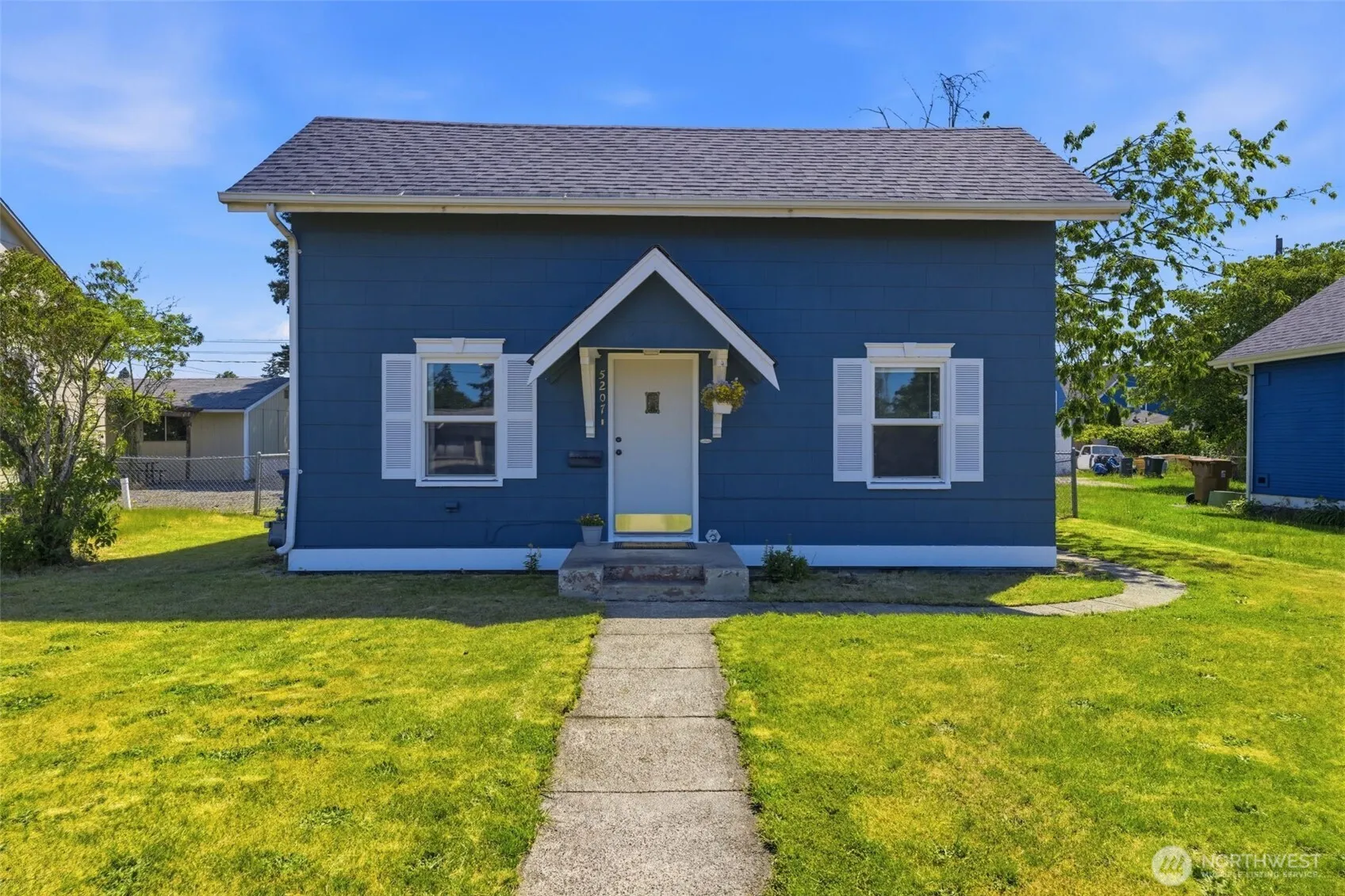 Property photo for 5207 S Oakes Street, Tacoma photo 2