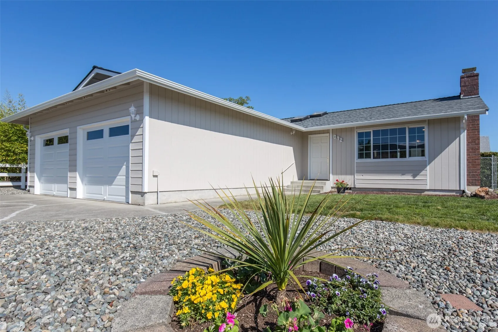 Property photo for 872 E Spruce Street, Sequim photo 3