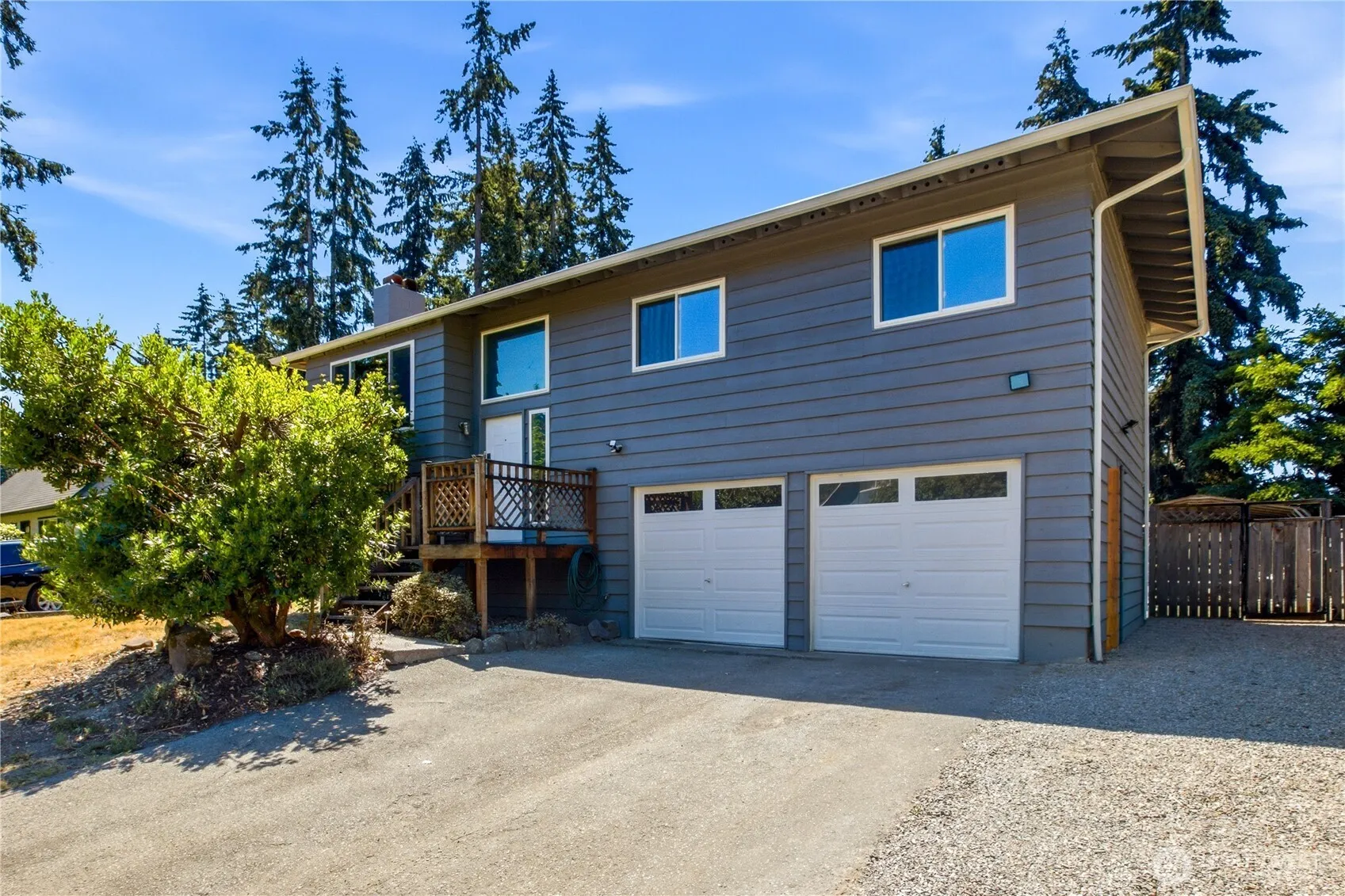 Property photo for 14019 146th Avenue Se, Renton photo 2