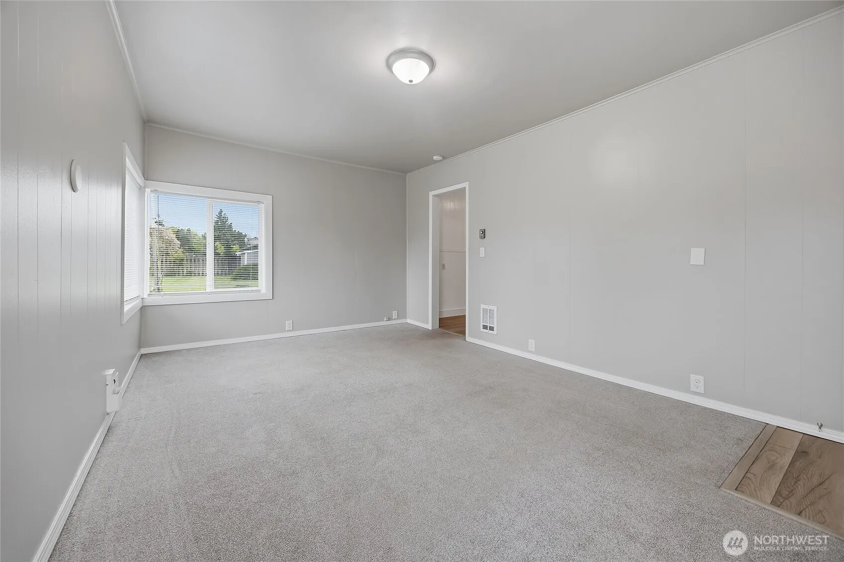Property photo for 2119 Walnut Street #c, Everett photo 4