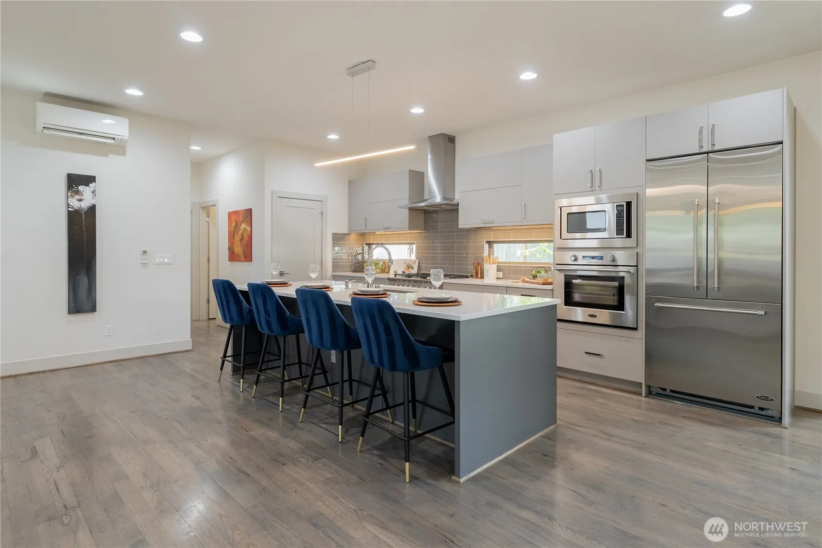 Property photo for 3034 Ne 89th, Seattle photo 5