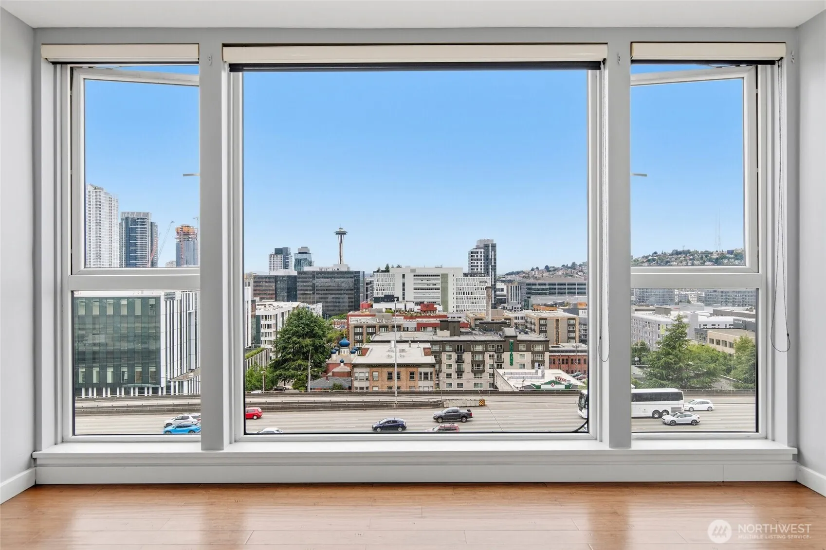 Property photo for 400 Melrose Avenue E #204, Seattle photo 5