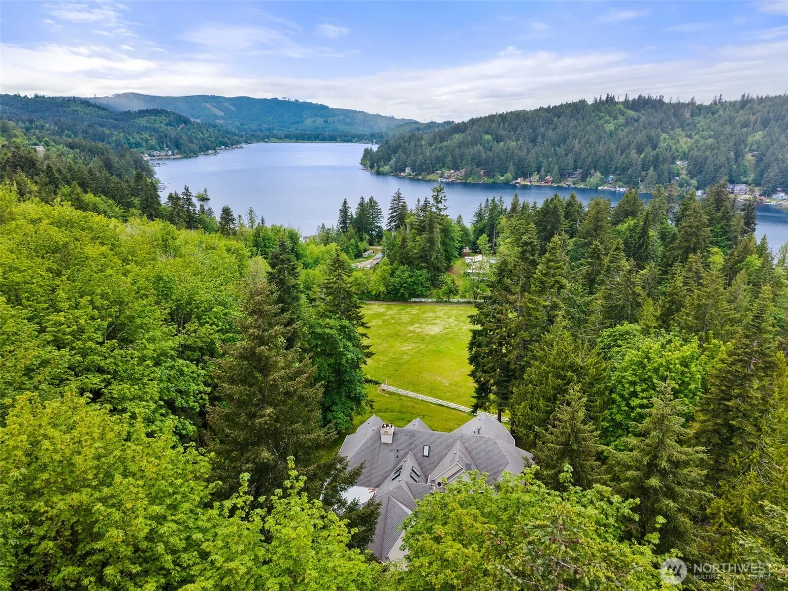 Property photo for 1410 Summit Lake Shore Road Nw, Olympia photo 2