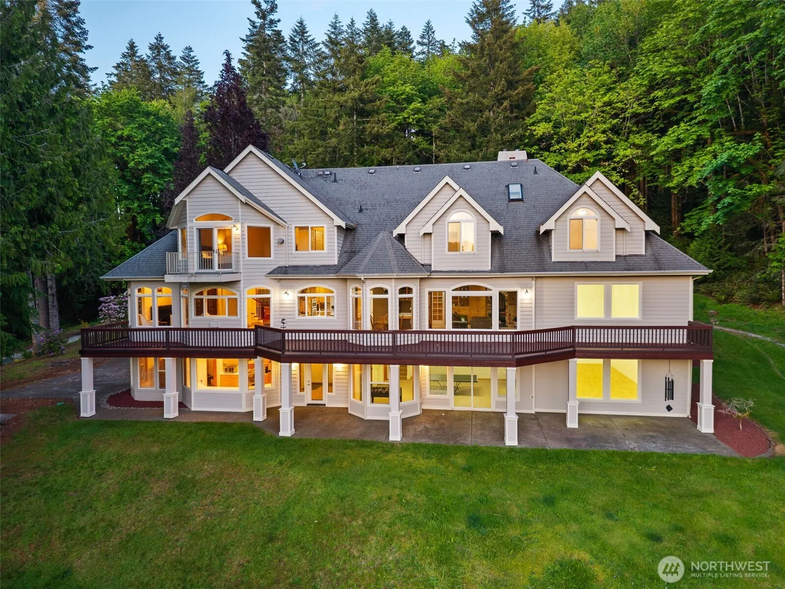 Property photo for 1410 Summit Lake Shore Road Nw, Olympia photo 4
