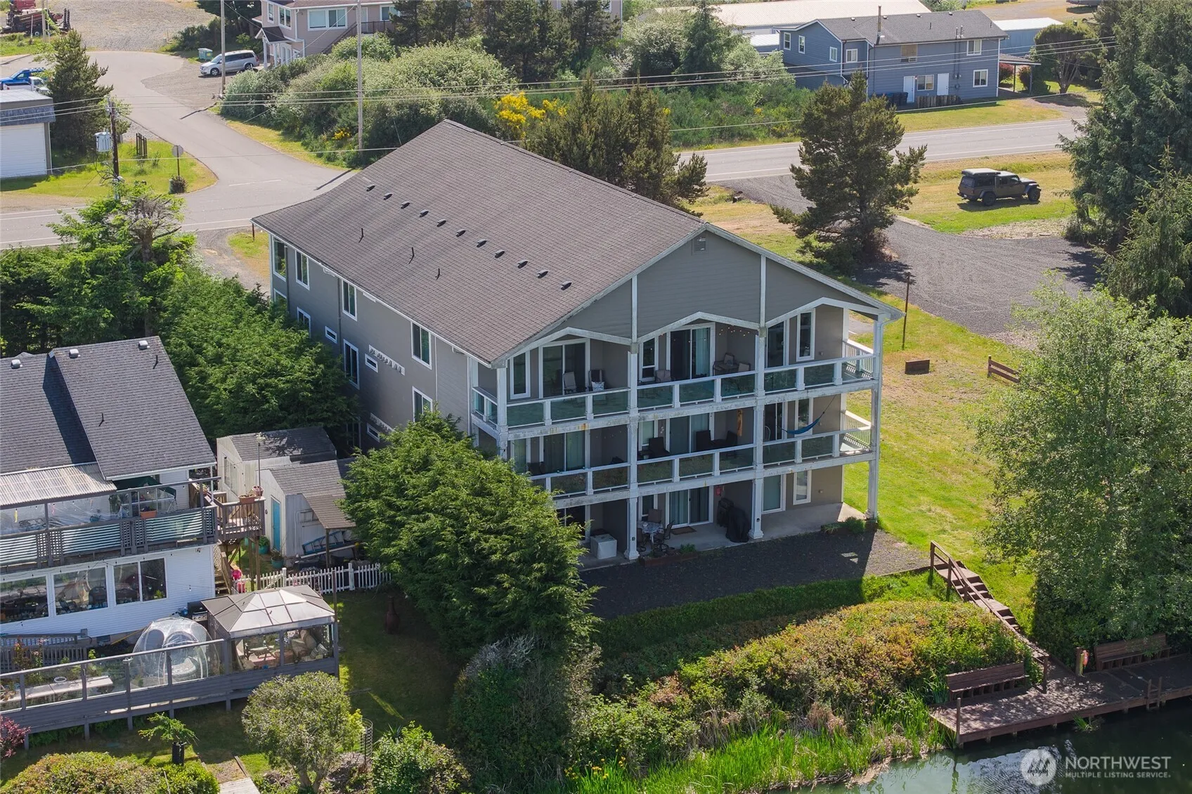 Property photo for 978 Point Brown Avenue Se #7, Ocean Shores photo 2