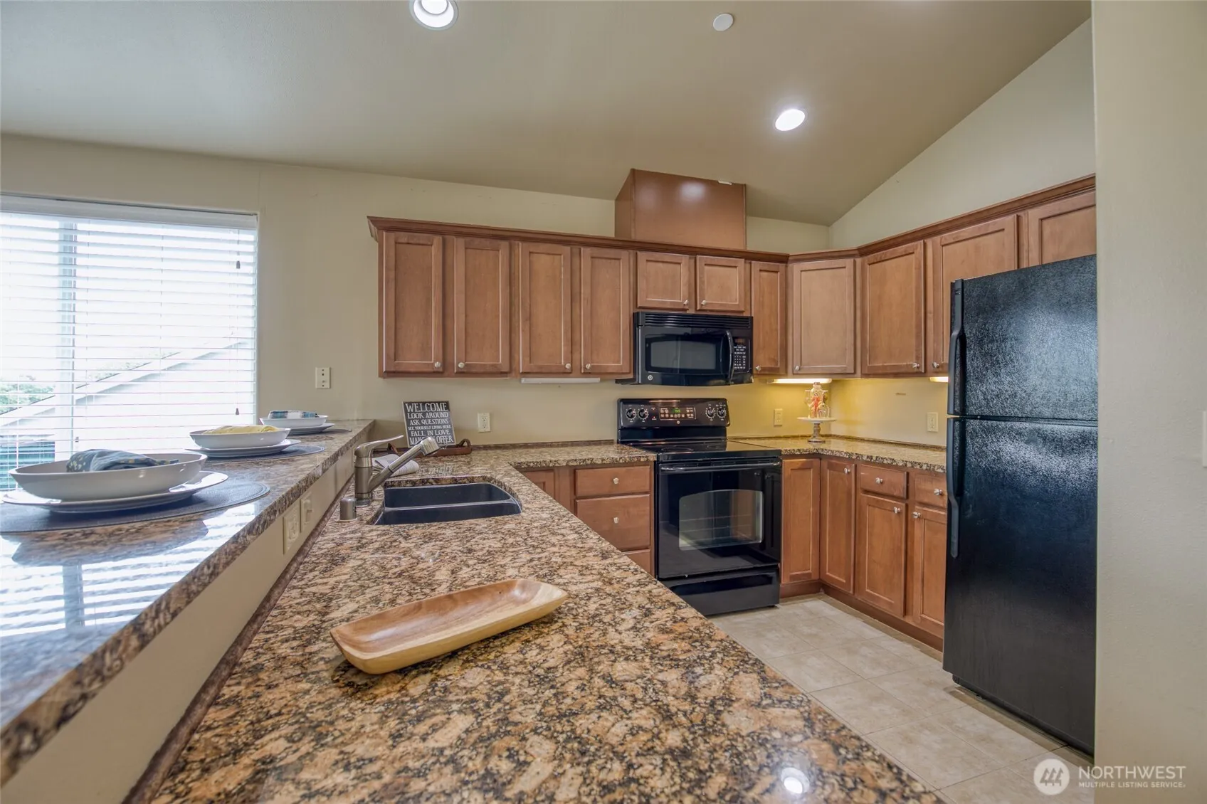 Property photo for 978 Point Brown Avenue Se #7, Ocean Shores photo 5