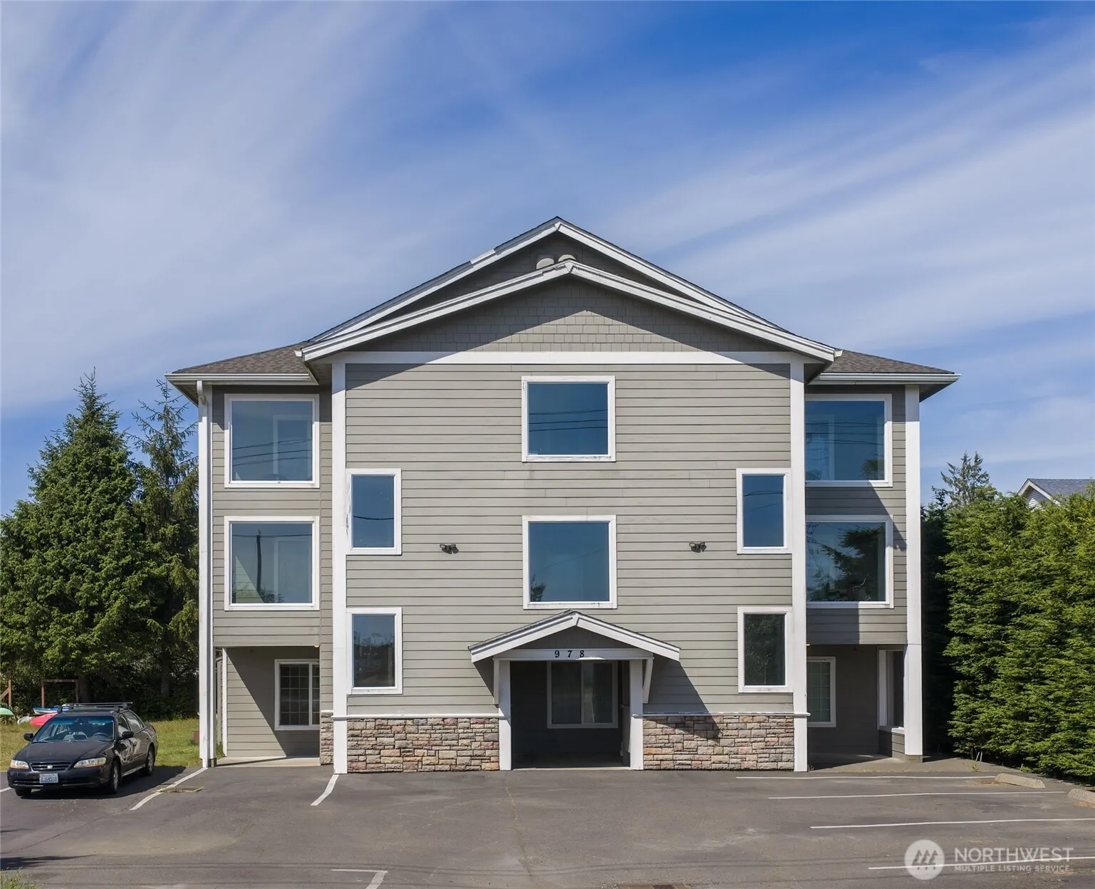 Property photo for 978 Point Brown Avenue Se #7, Ocean Shores photo 3
