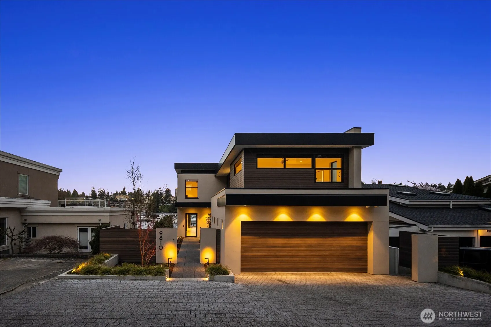 Property photo for 9810 Se Shoreland Drive, Bellevue photo 5