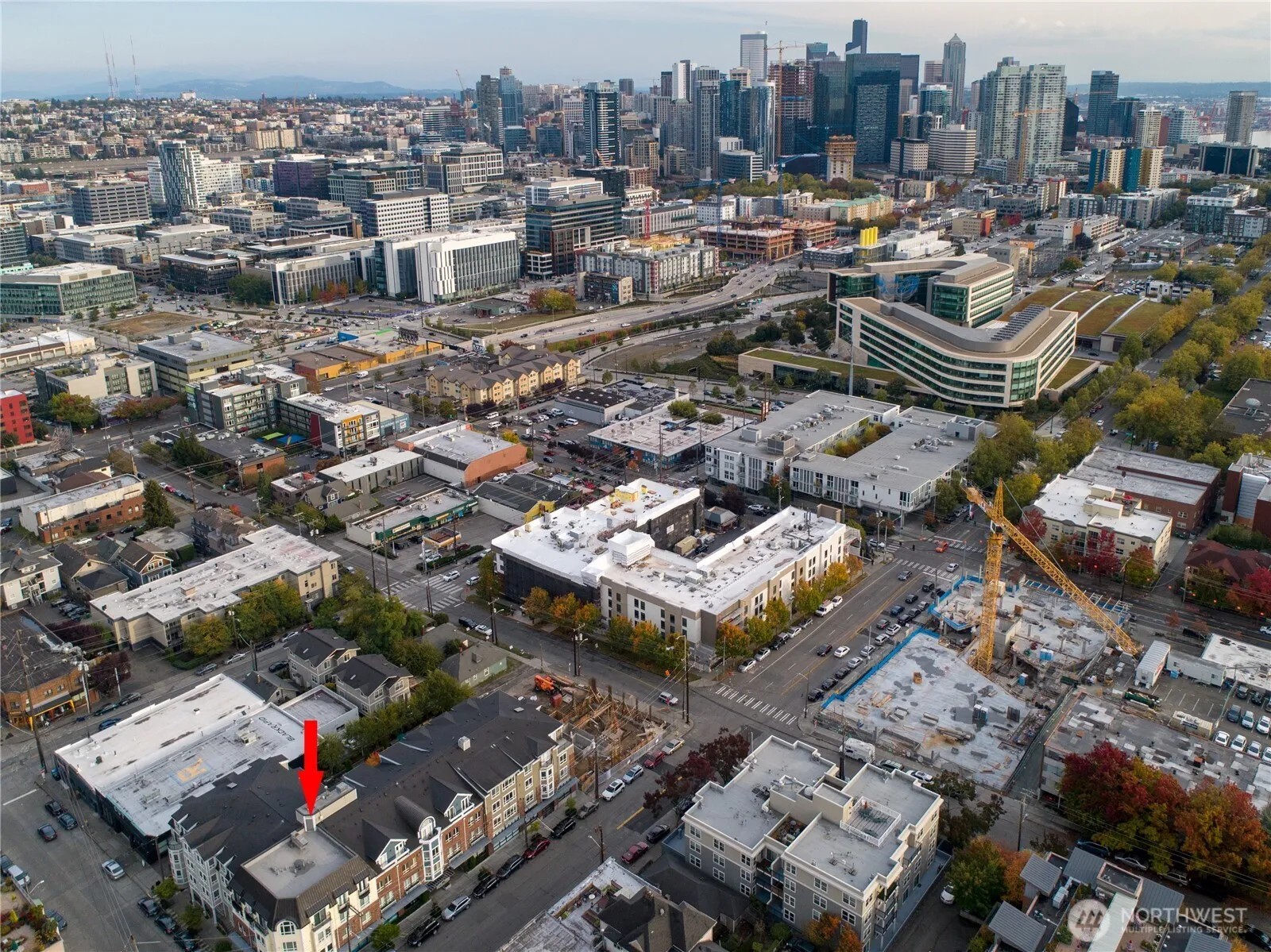 Property photo for 812 5 Avenue N #102, Seattle photo 4