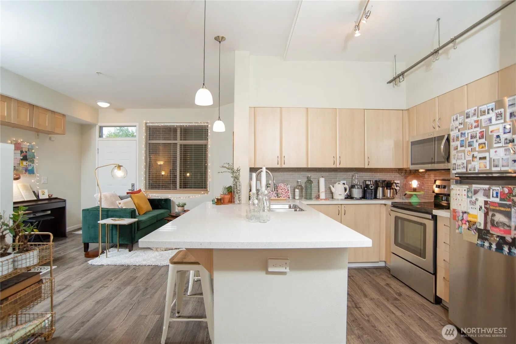 Property photo for 812 5 Avenue N #102, Seattle photo 5