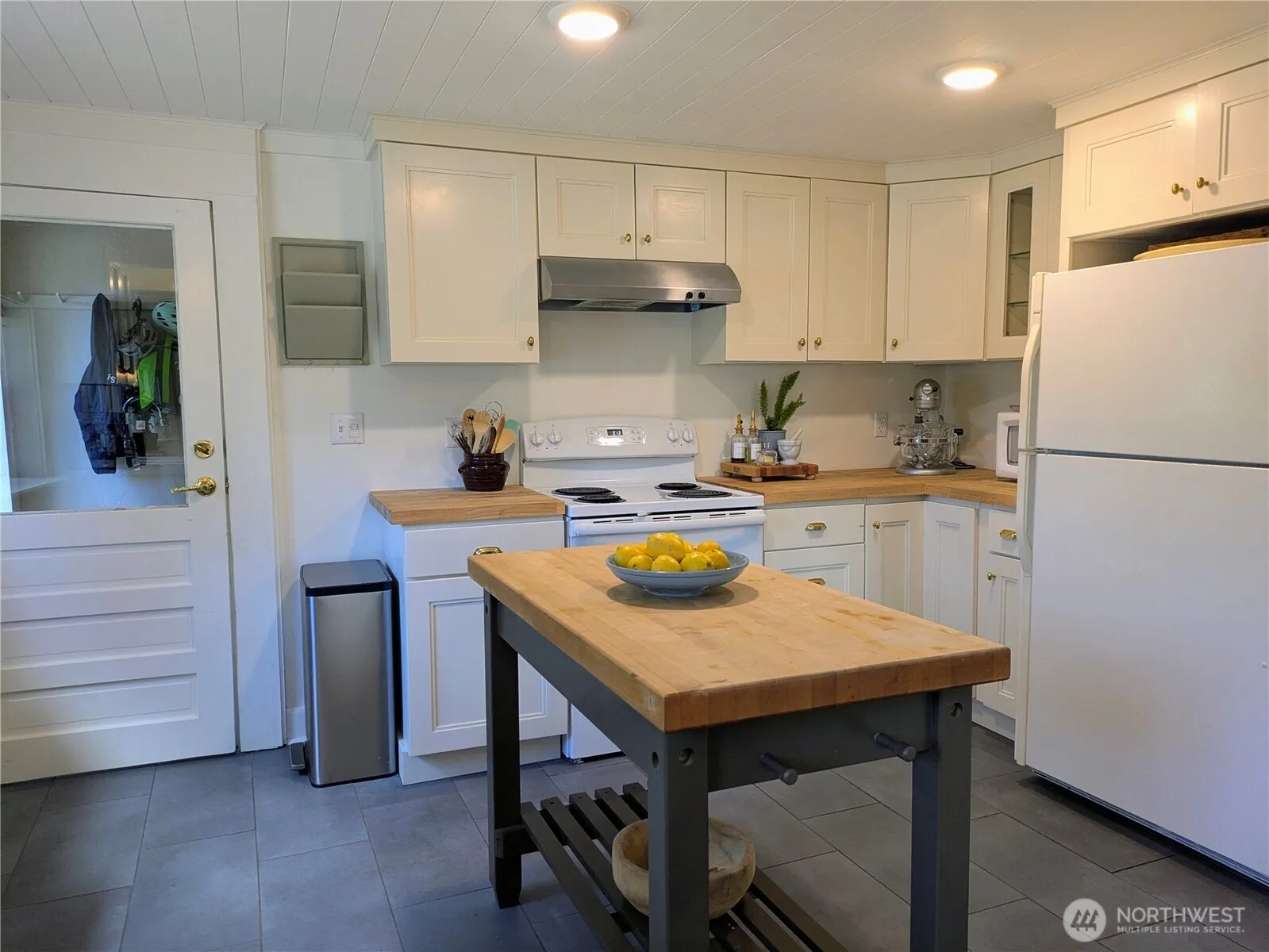Property photo for 24 Shady Lane, Orcas Island photo 5