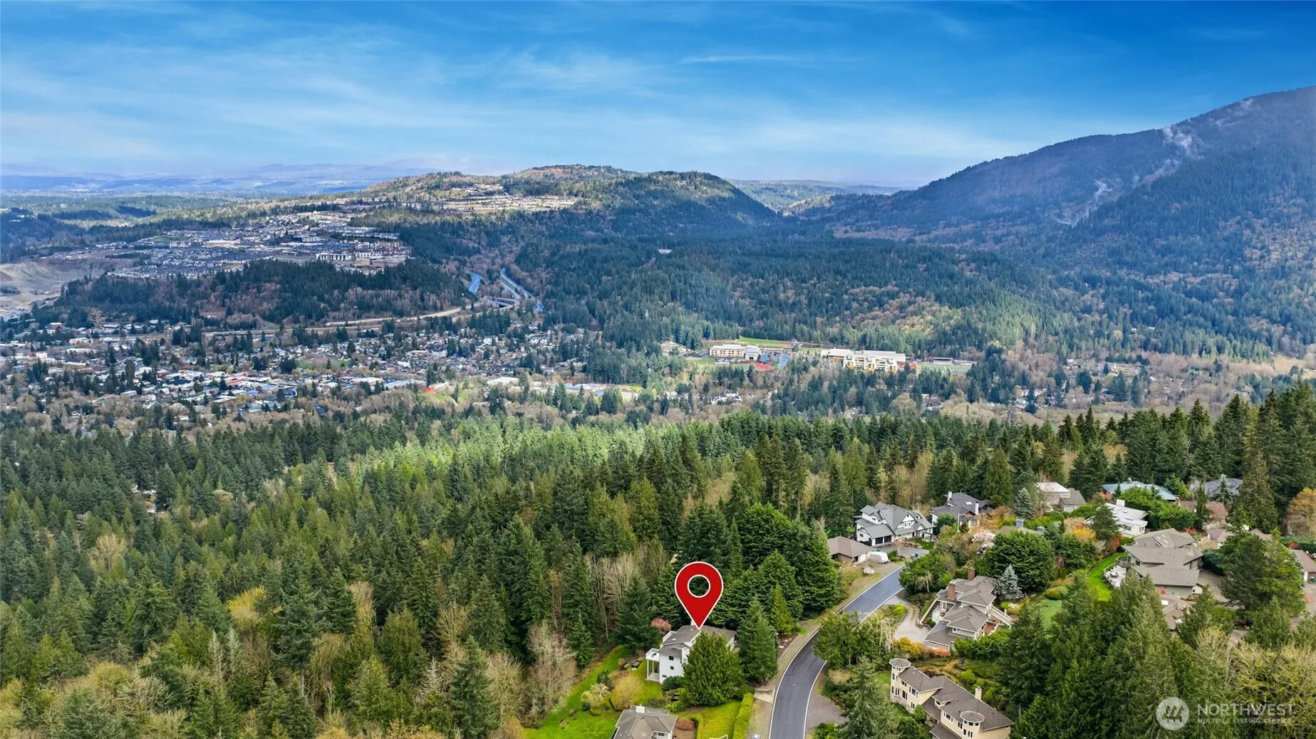Property photo for 2420 Squak Mountain Loop Sw, Issaquah photo 2