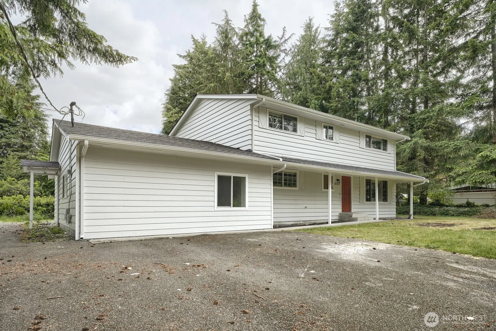 Property photo for 2107 Sw 316th Street, Federal Way photo 2