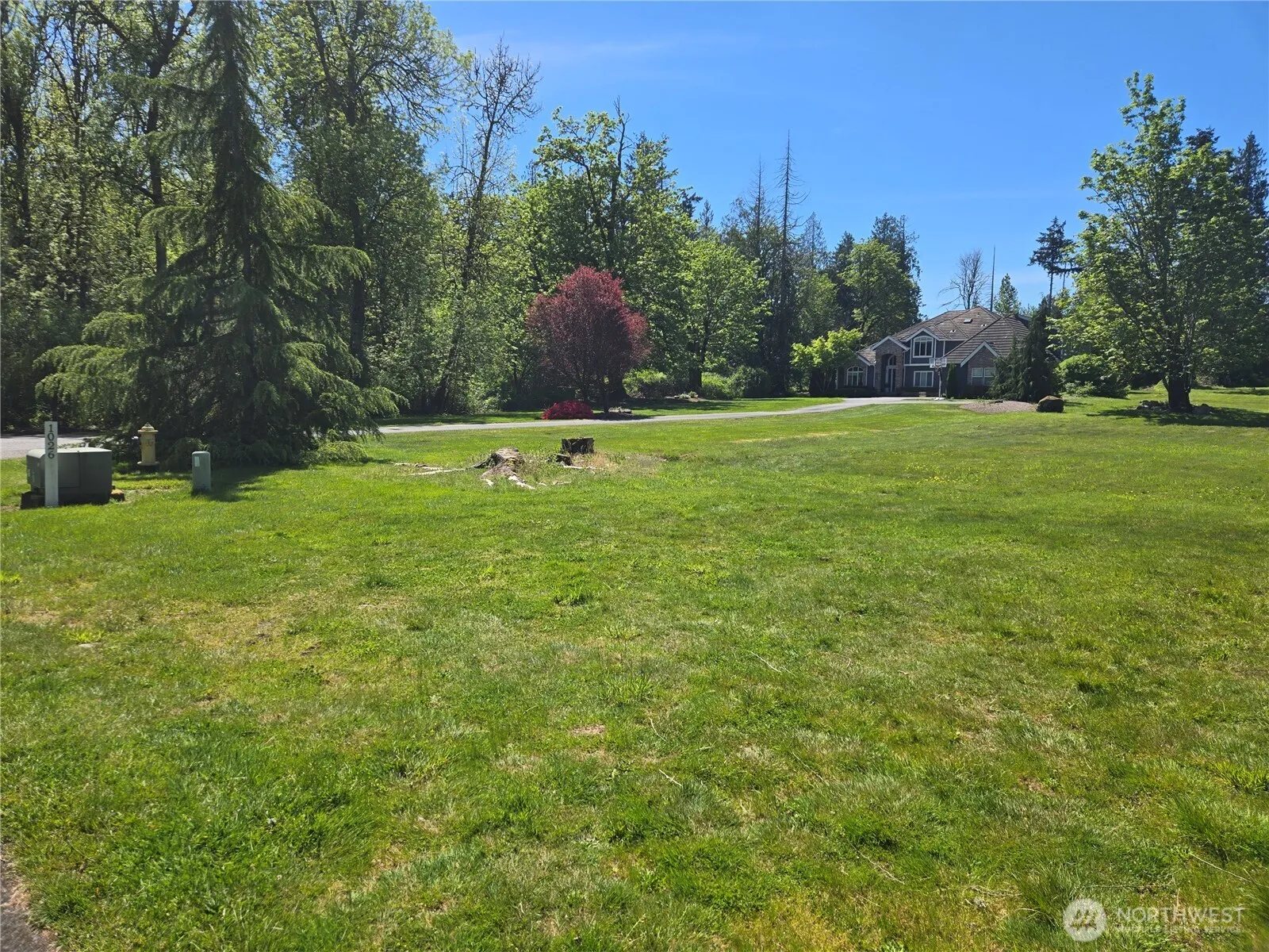 Property photo for 1020 120th Avenue E, Edgewood photo 3