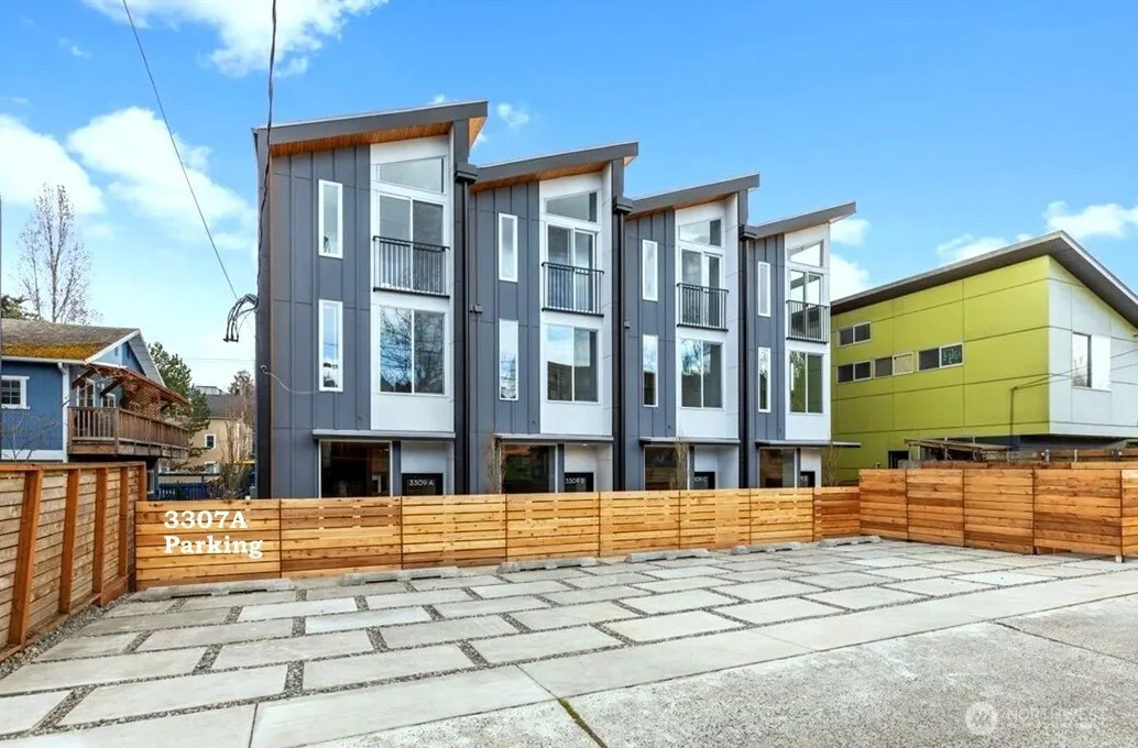 Property photo for 3307 Wetmore Avenue S #a, Seattle photo 3