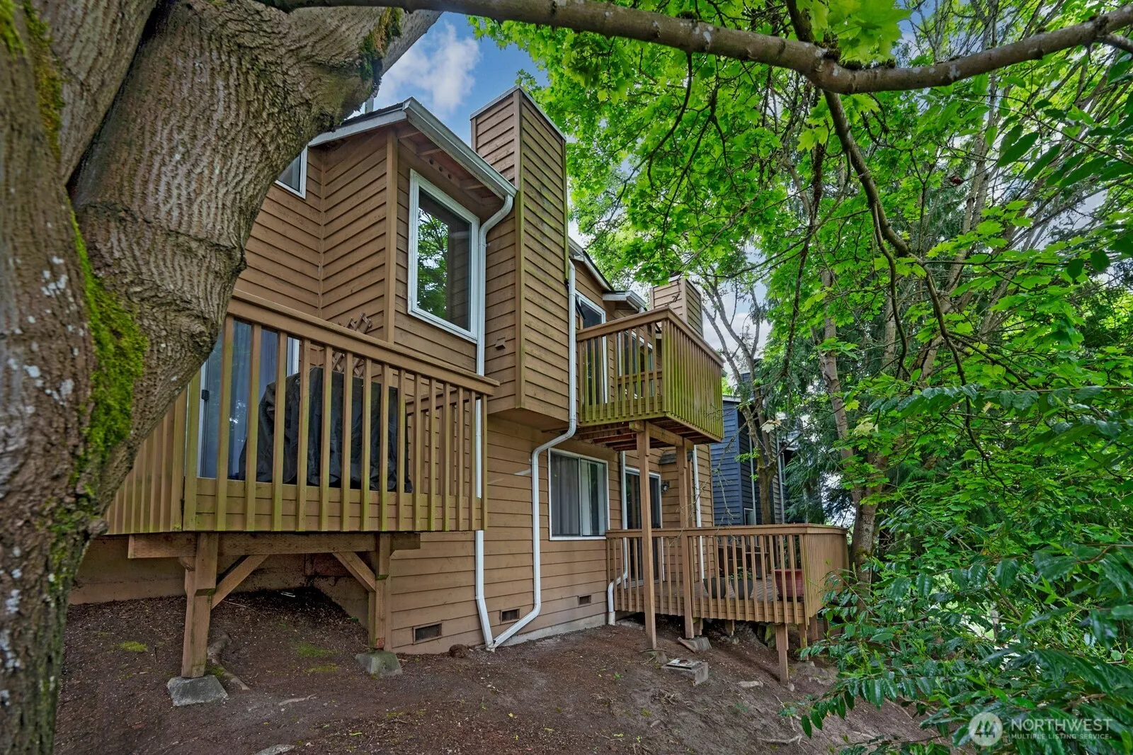 Property photo for 301 W Raye Street #106, Seattle photo 2