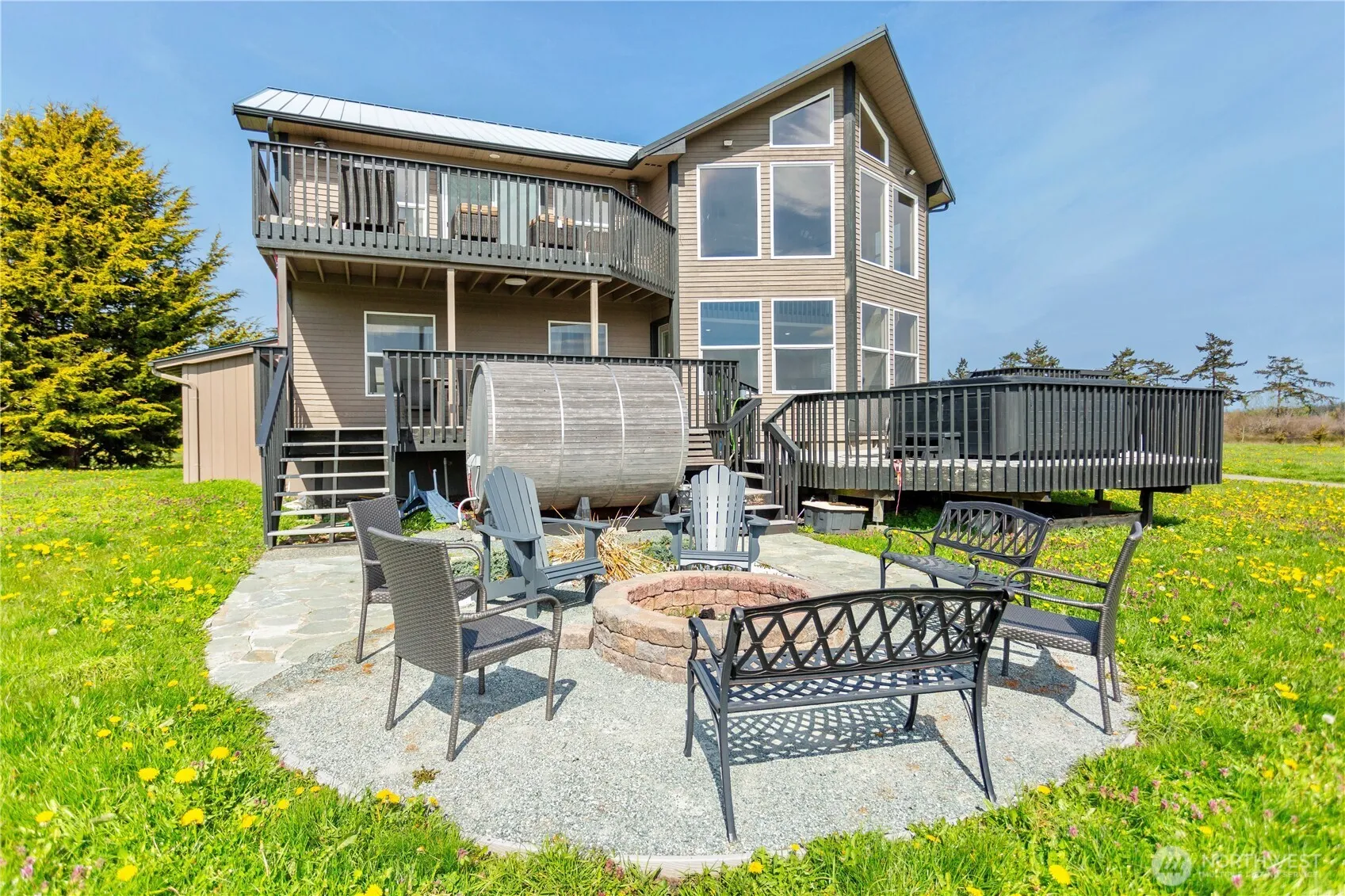 Property photo for 26987 State Route 20, Oak Harbor photo 4