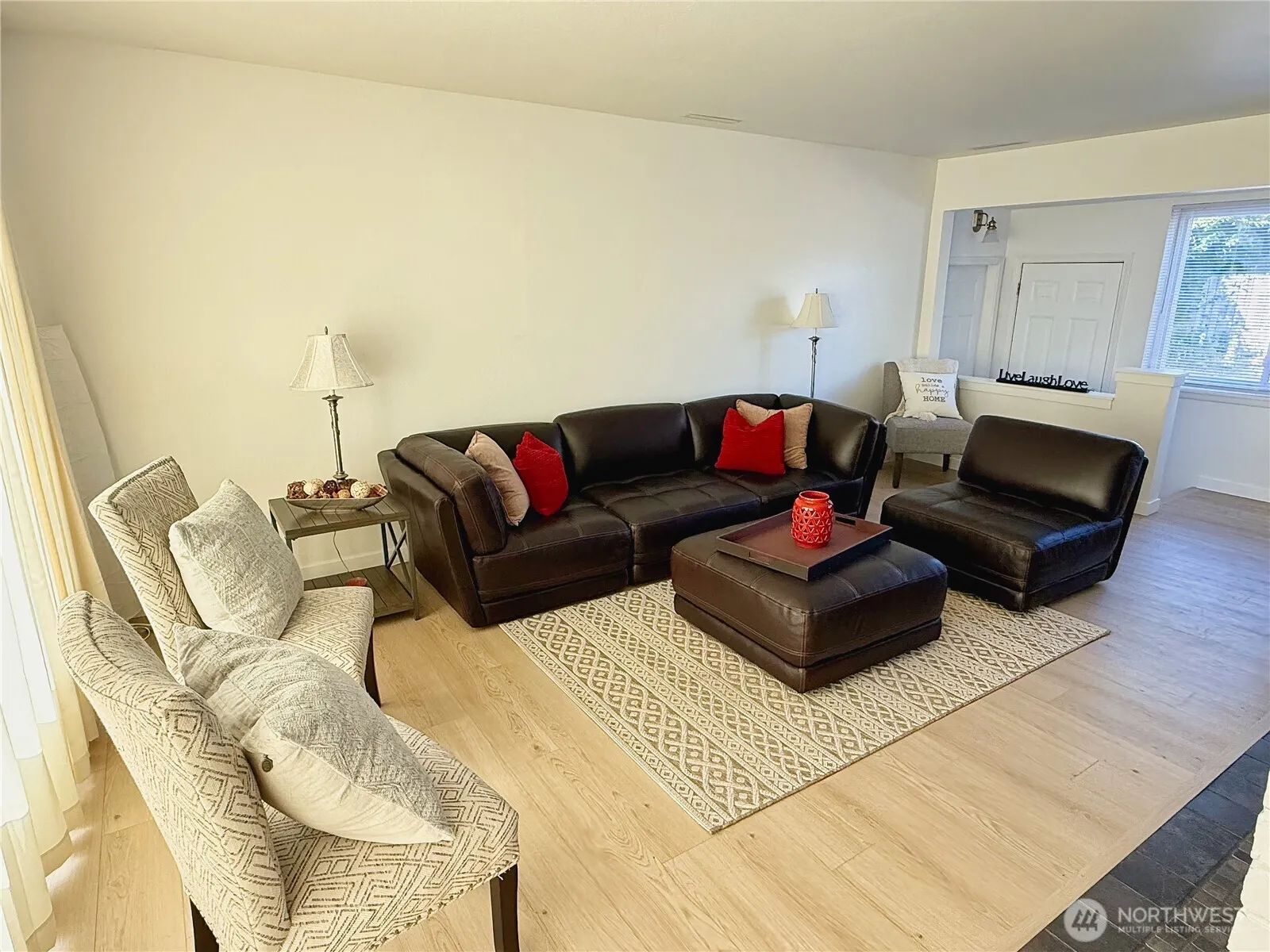 Property photo for 10746 63rd Avenue S, Seattle photo 3