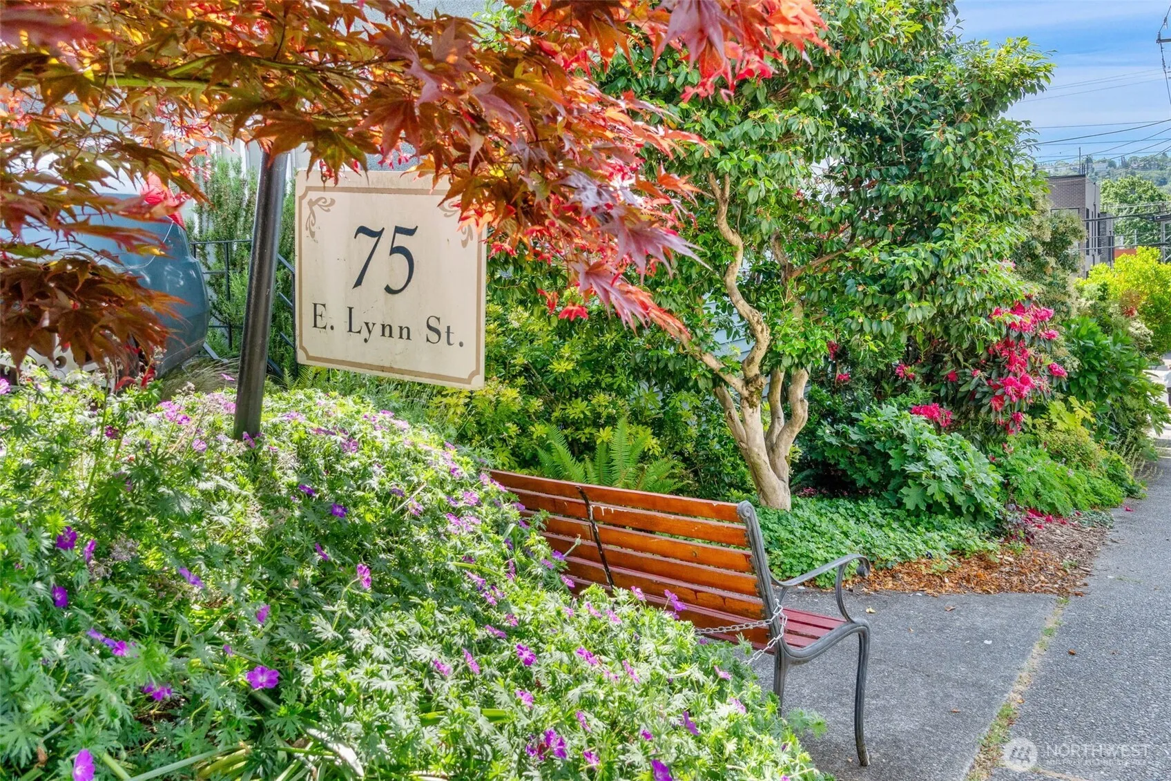 Property photo for 75 E Lynn Street #b, Seattle