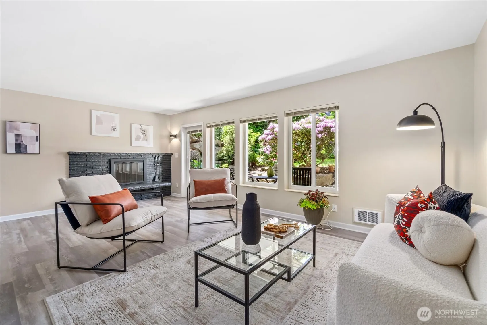 Property photo for 75 E Lynn Street #b, Seattle