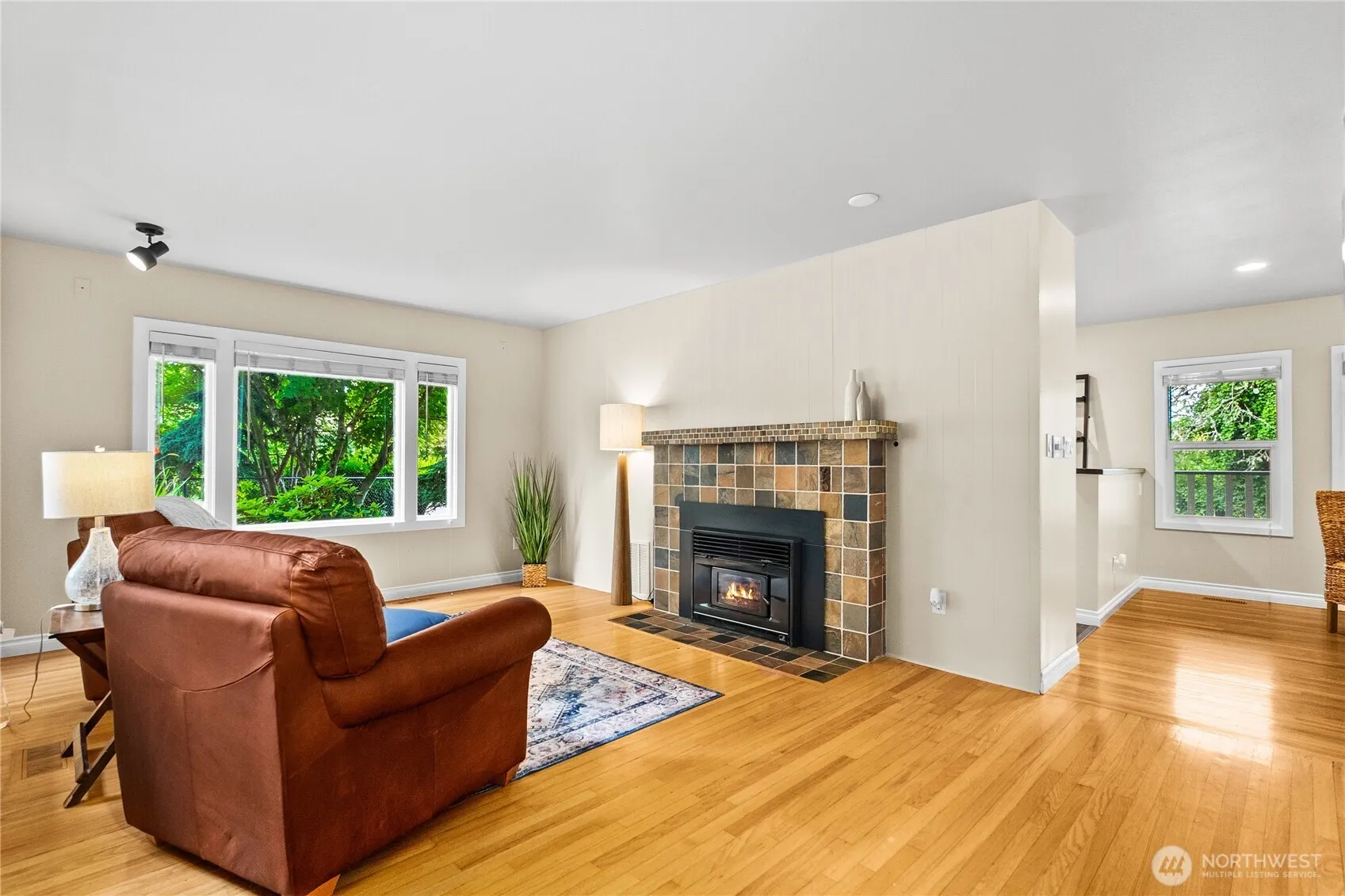 Property photo for 1406 Eskridge Boulevard Se, Olympia photo 5