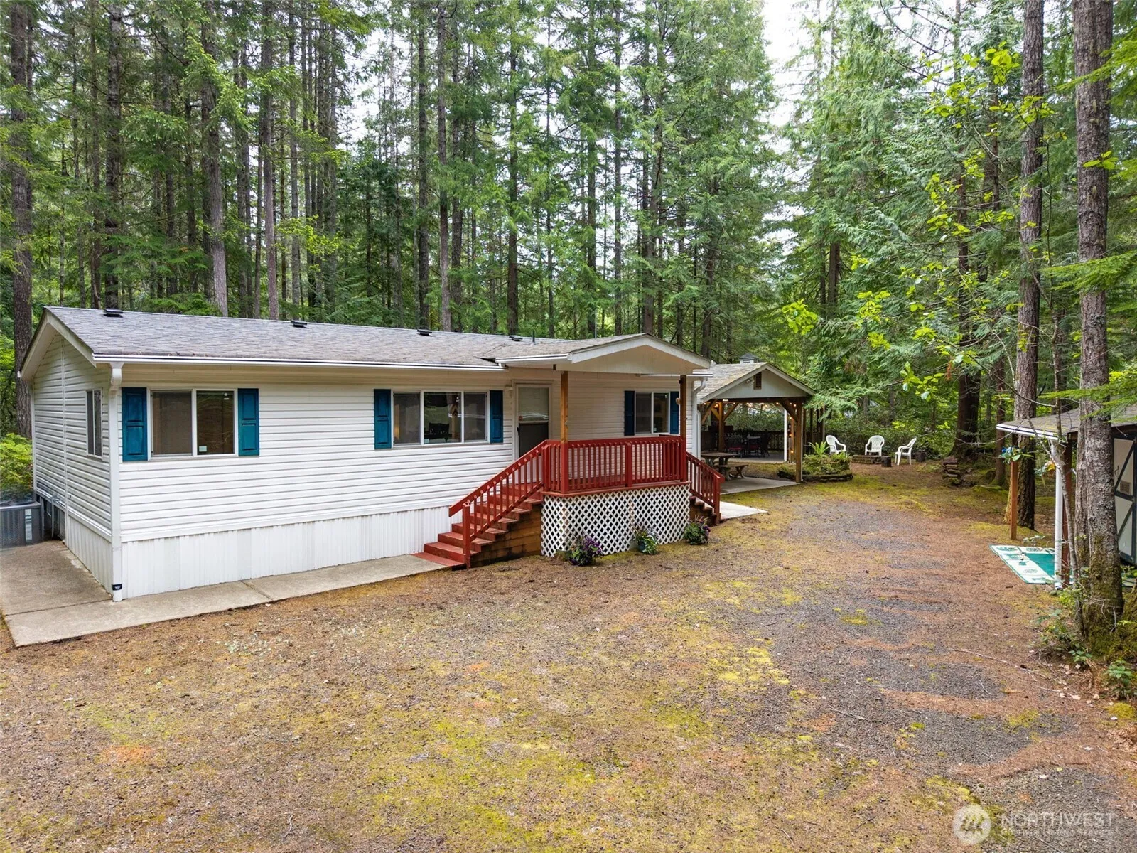 Property photo for 10 N Duckabush Drive W, Hoodsport