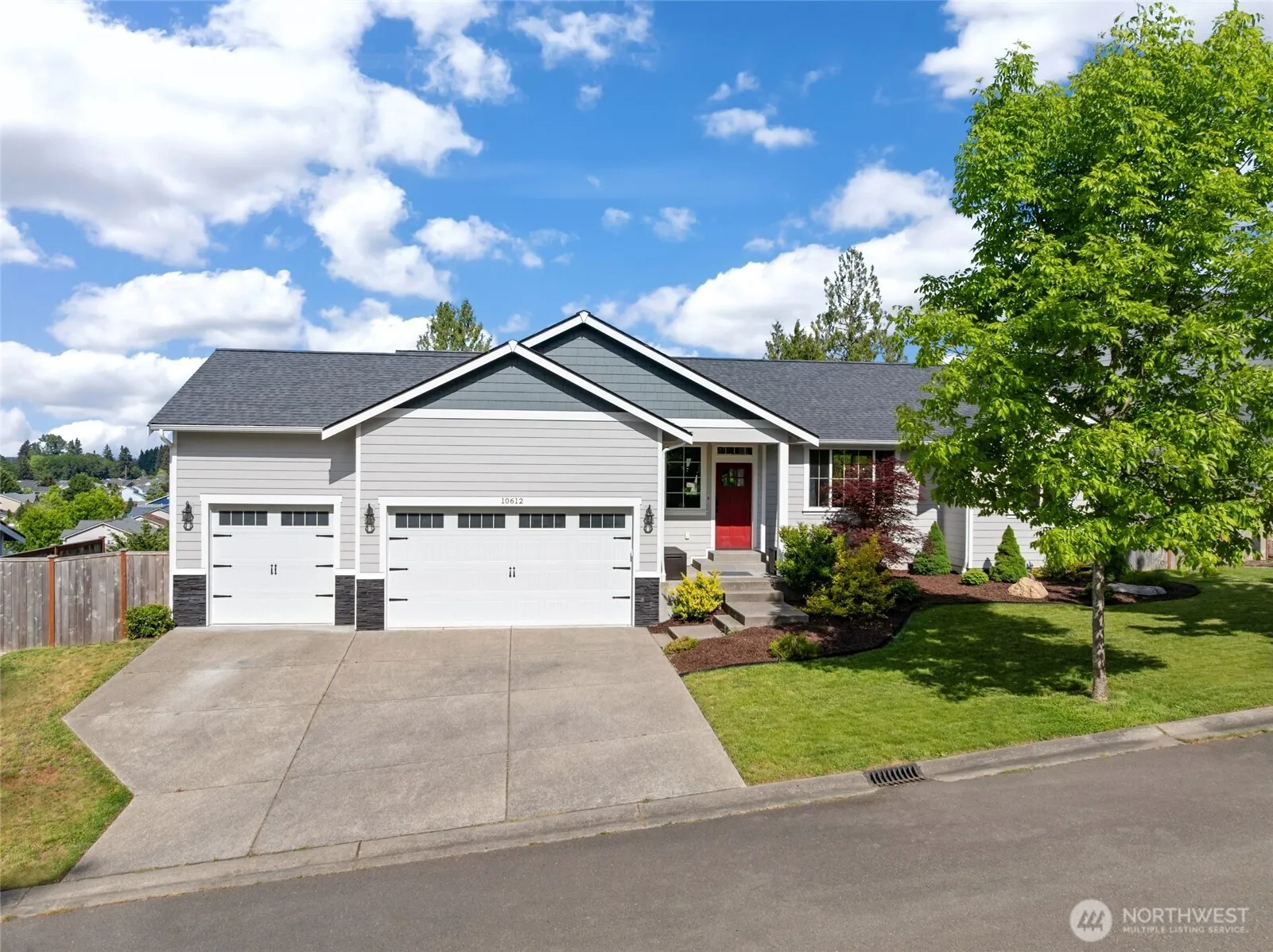 Property photo for 10612 Palisades Street Se, Yelm