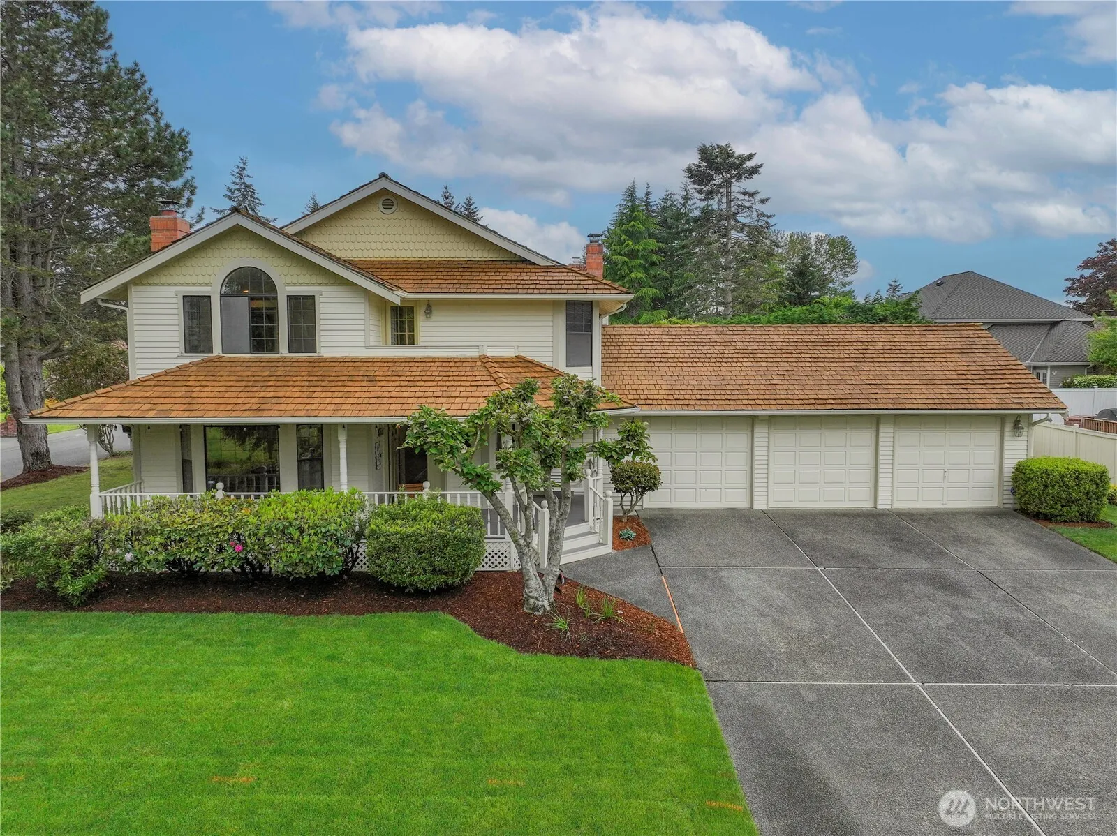 Property photo for 33339 5th Place Sw, Federal Way photo 5