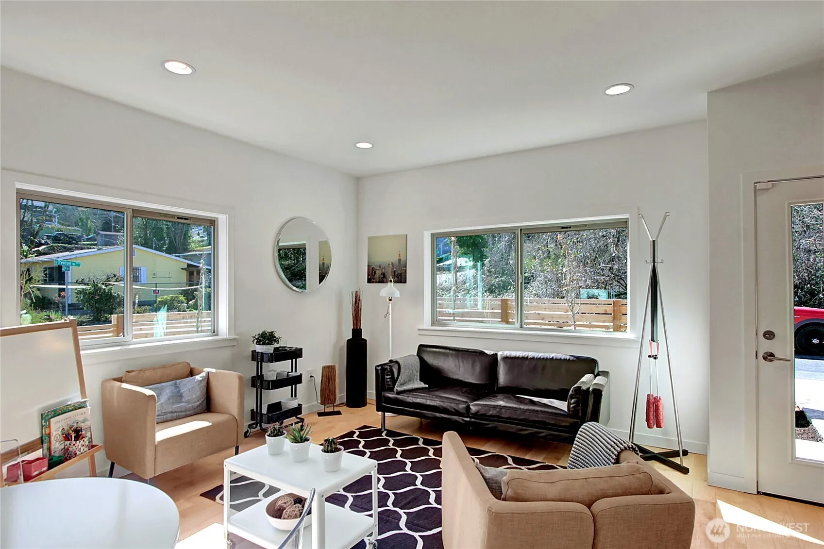 Property photo for 8706 S 42nd Avenue, Seattle photo 2