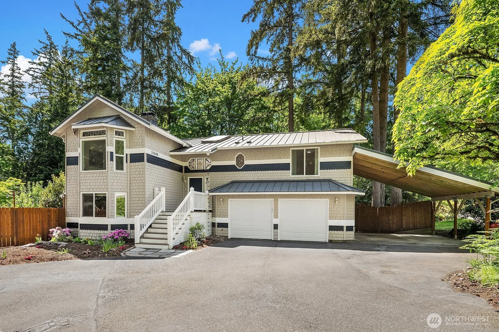 Property photo for 21509 Se 23rd Street, Sammamish photo 2