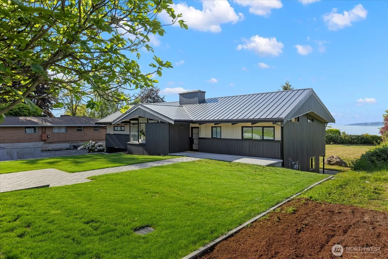 Property photo for 29811 Marine View Drive Sw, Federal Way