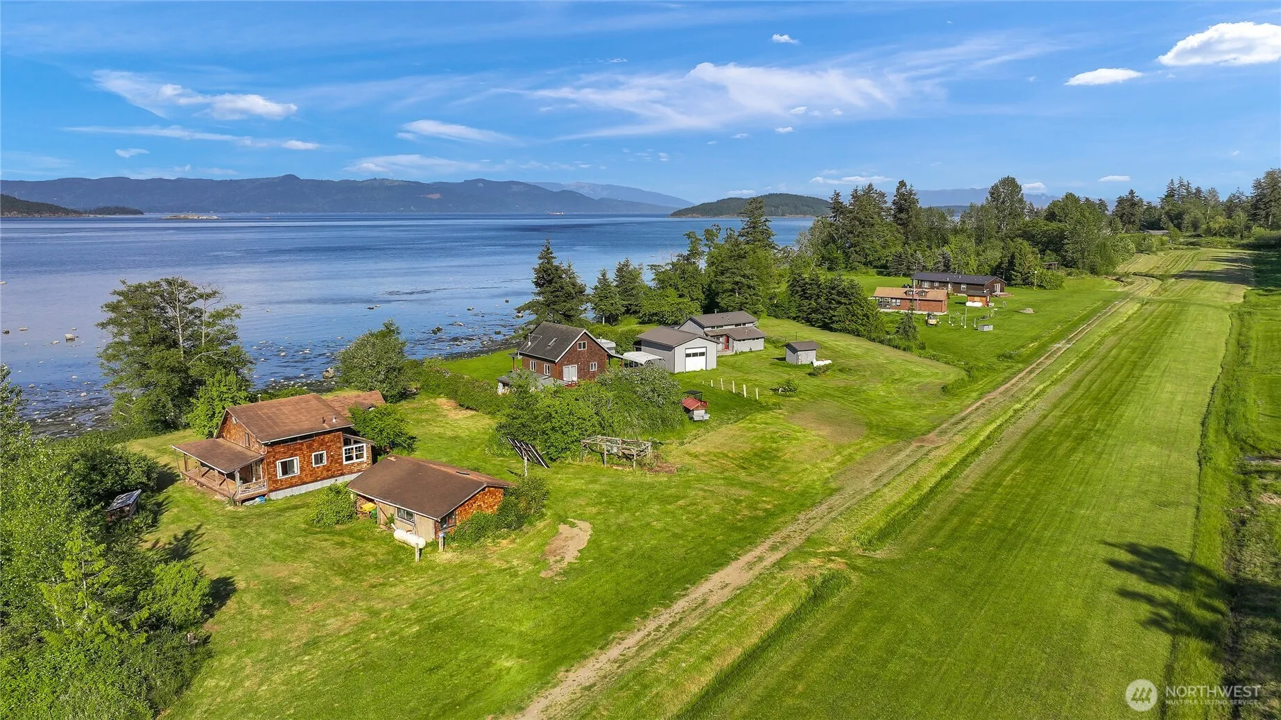 Property photo for 1611 Jas Airport Lane, Anacortes photo 4