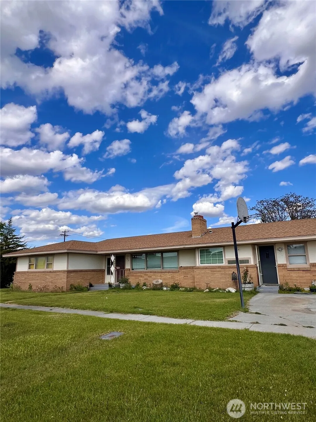 Property photo for 426 S Almira Avenue, Connell photo 5