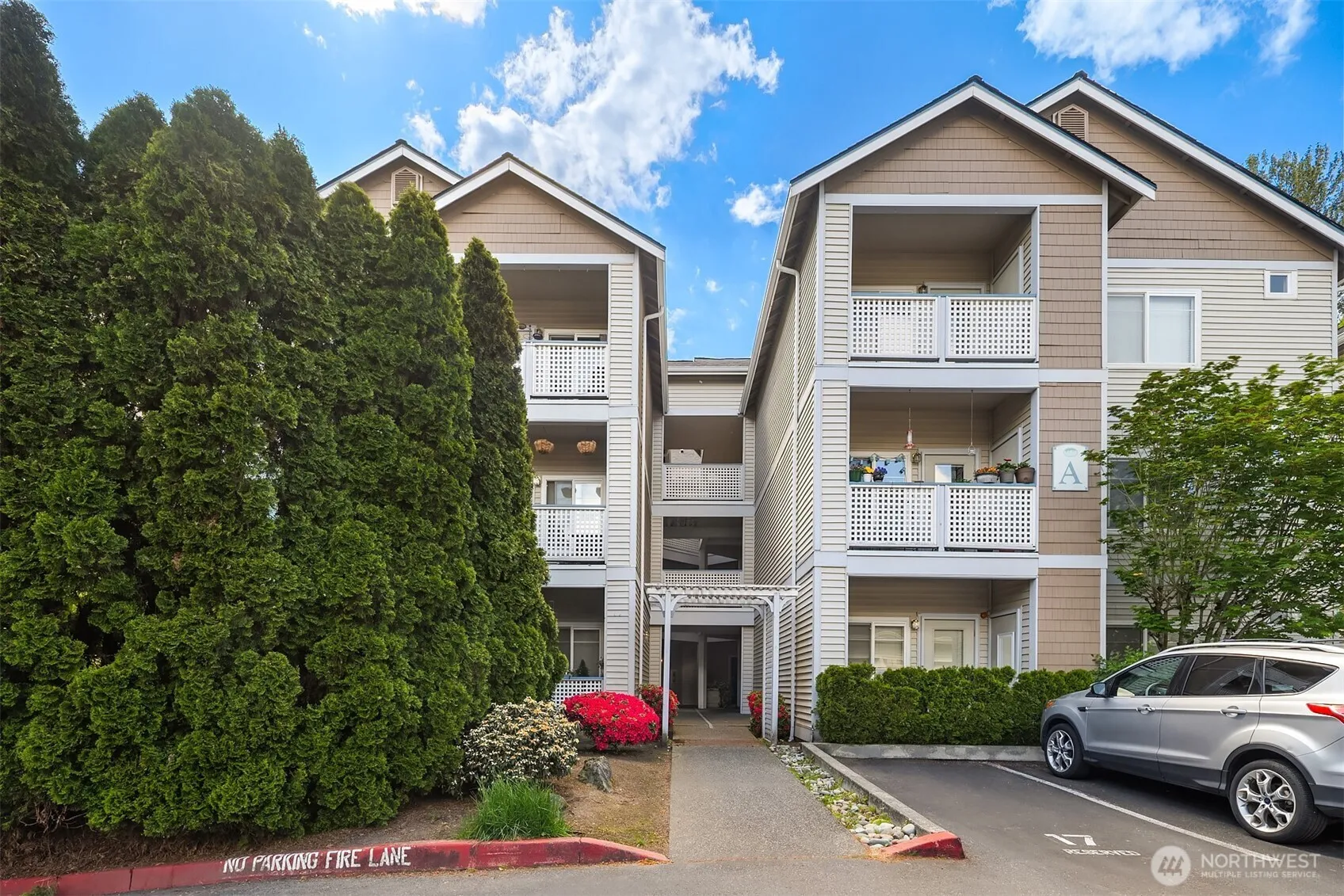 Property photo for 23908 Bothell Everett Highway #a304, Bothell photo 2