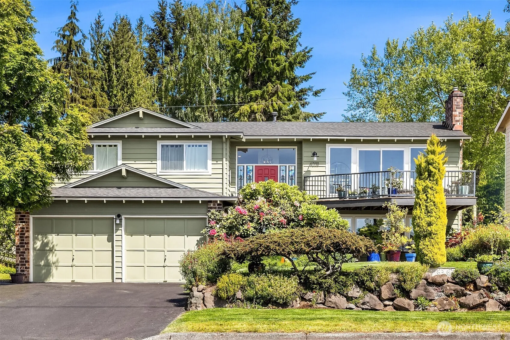 1033 8th Avenue S, Edmonds