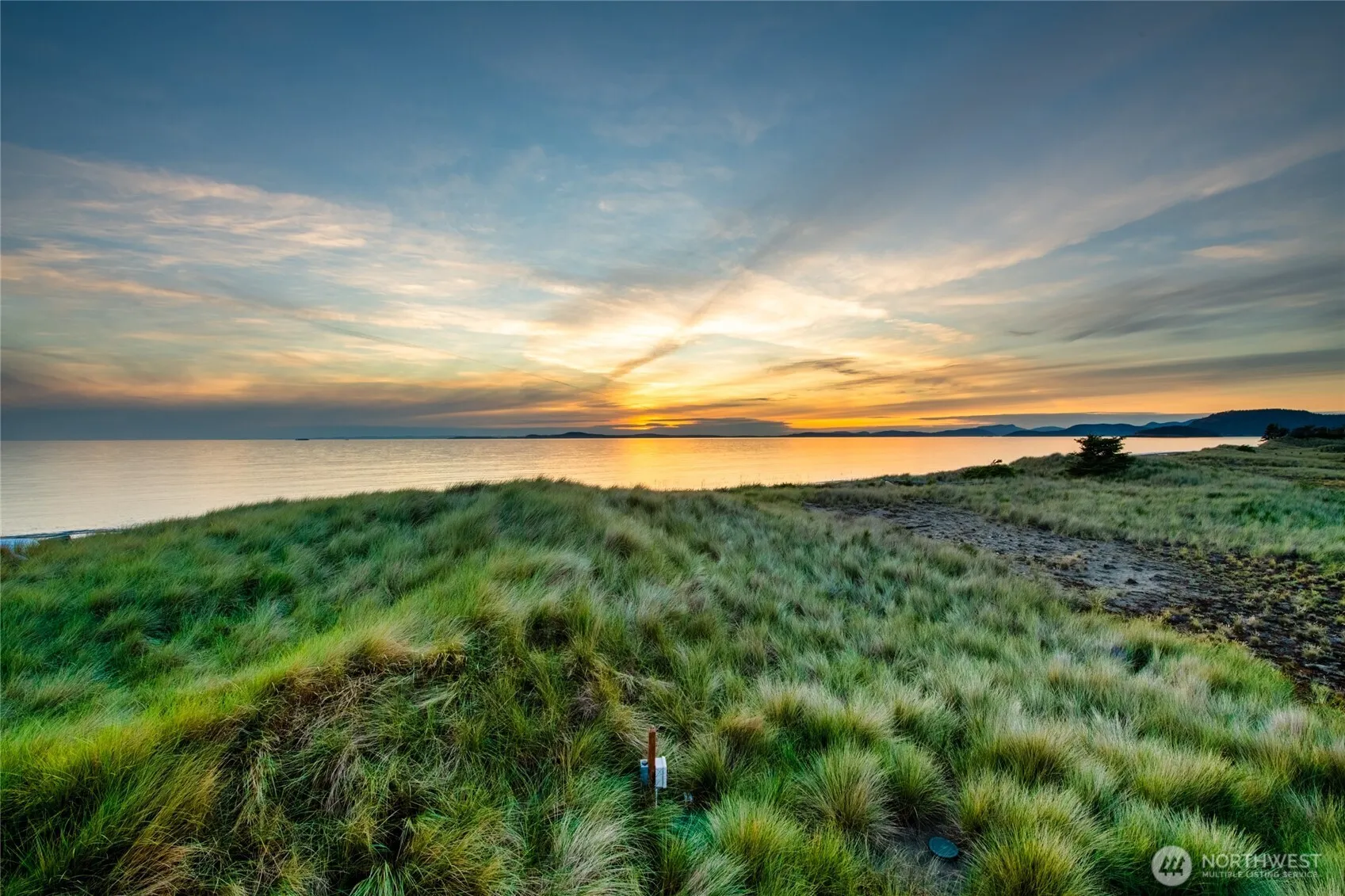 Property photo for 4689 Surfcrest Drive, Oak Harbor