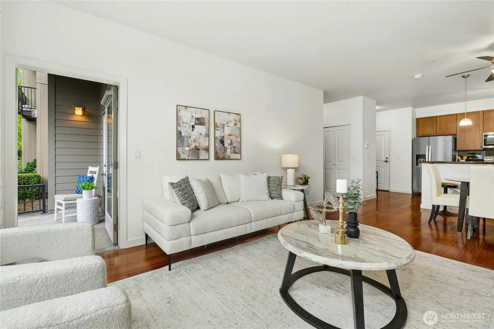 Property photo for 150 102nd Avenue Se #105, Bellevue photo 2