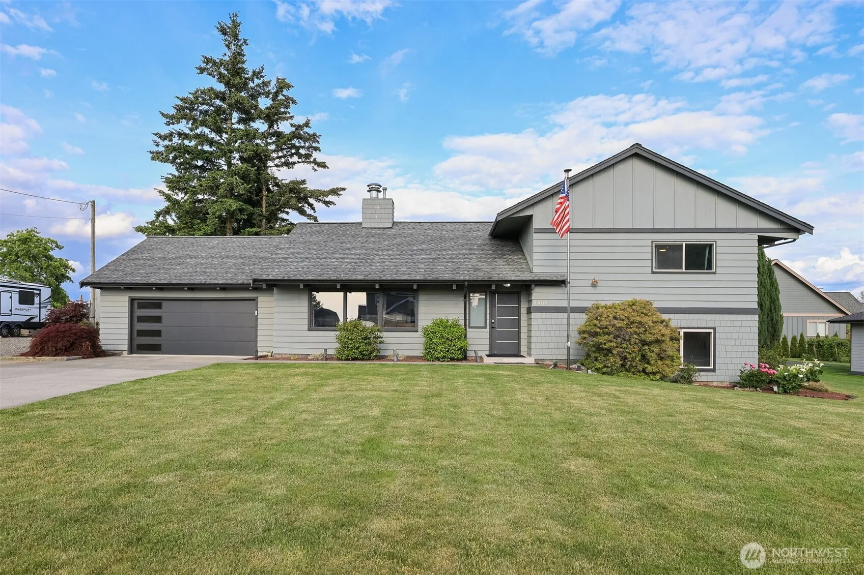 Property photo for 8808 Line Road, Lynden